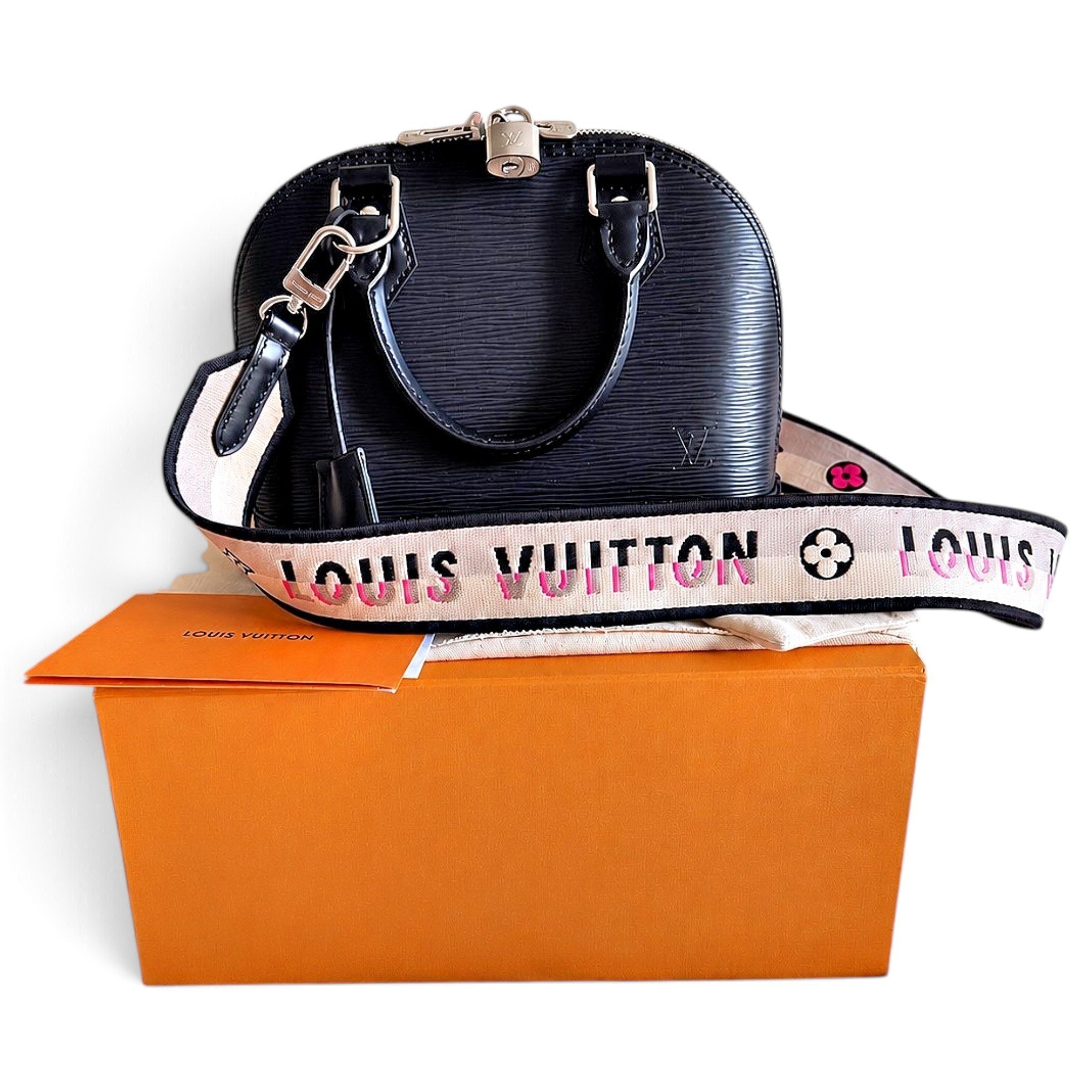 Alma BB leather handbag