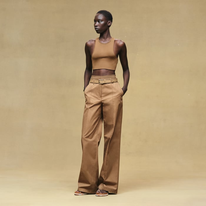 Brun Mahogany Sleeveless Top