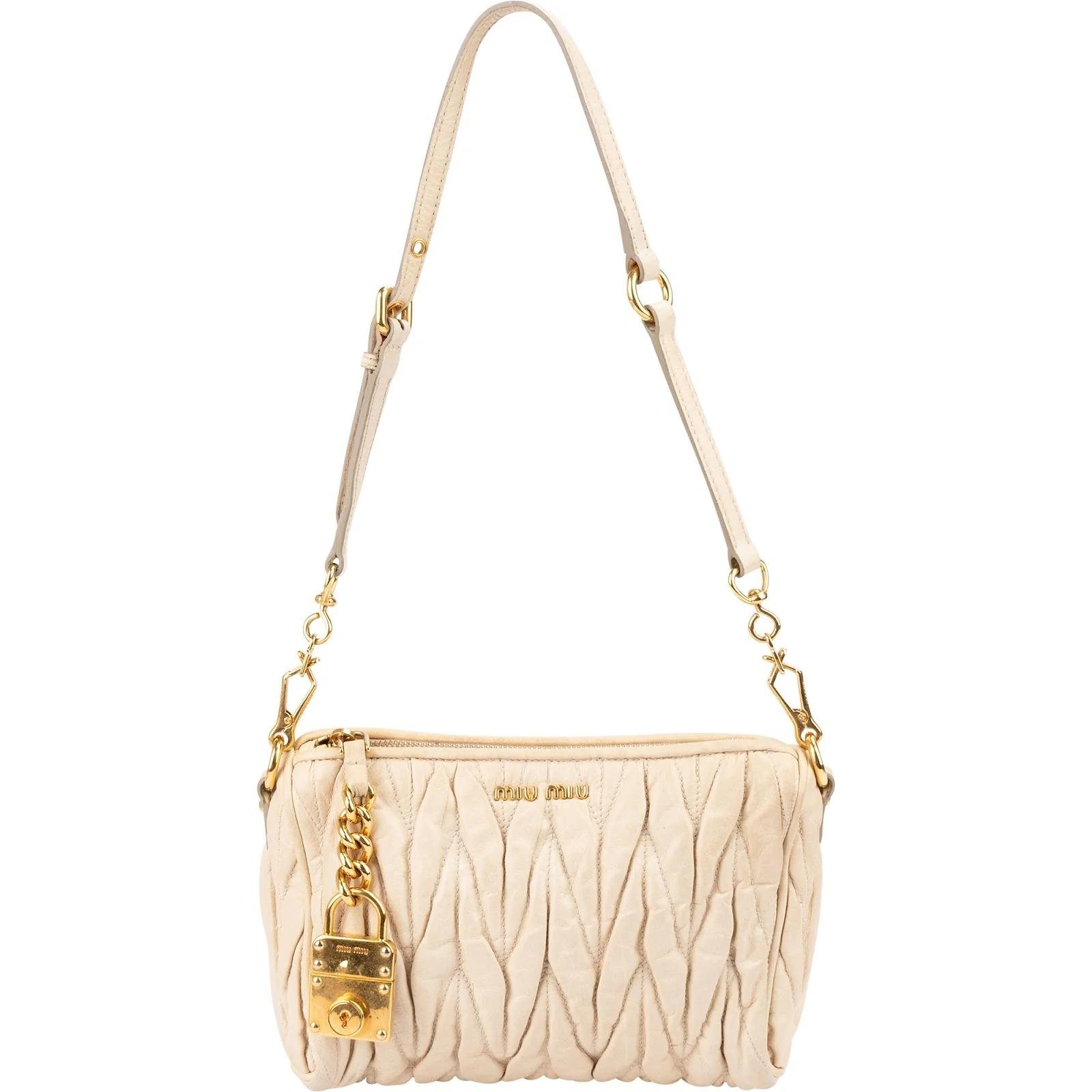 Matelassé leather crossbody bag