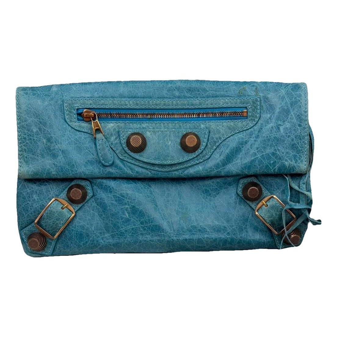Envelop leather clutch bag