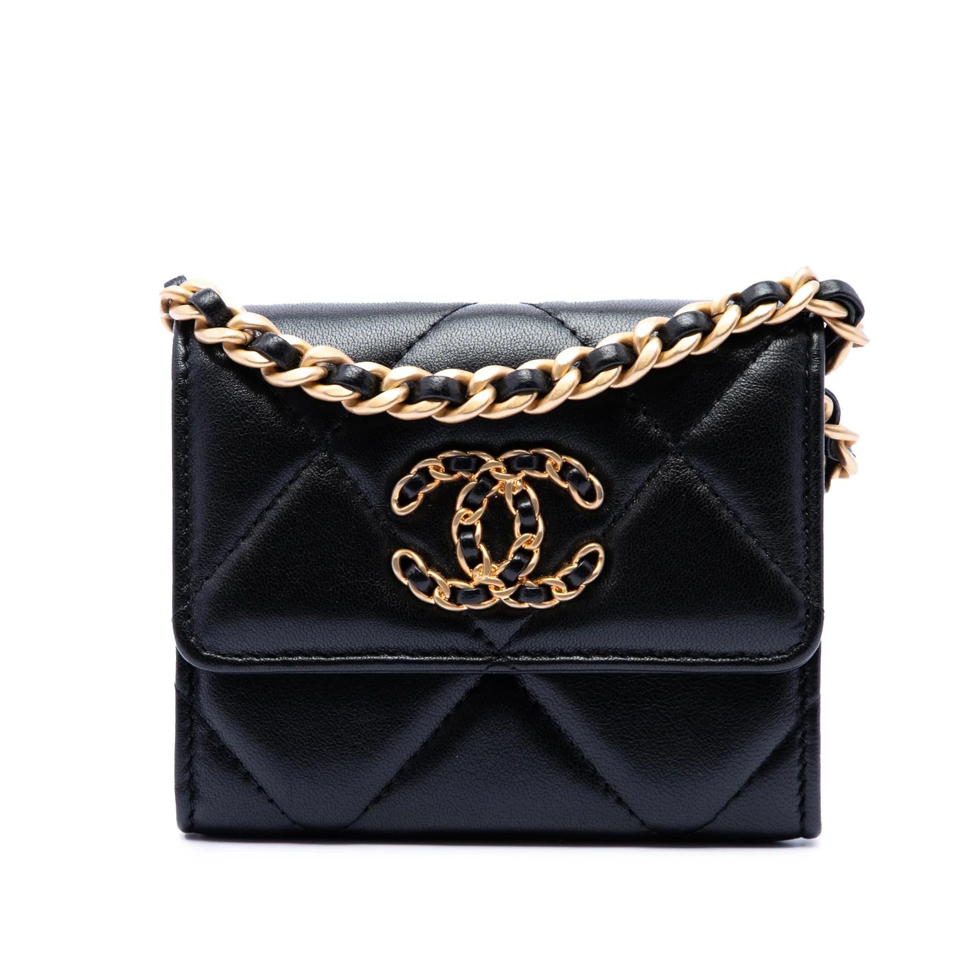 Timeless/Classique leather crossbody bag