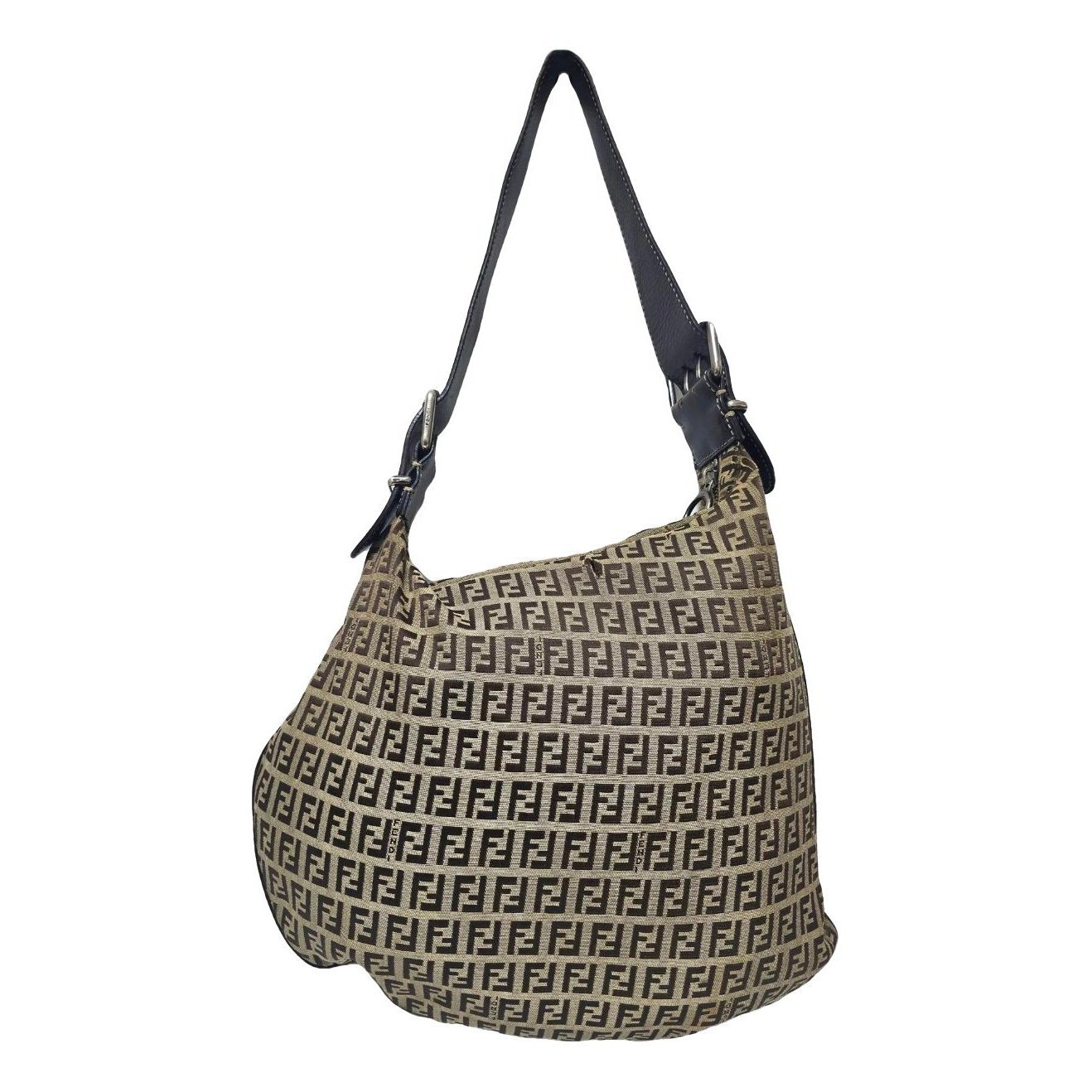 Oyster cloth handbag