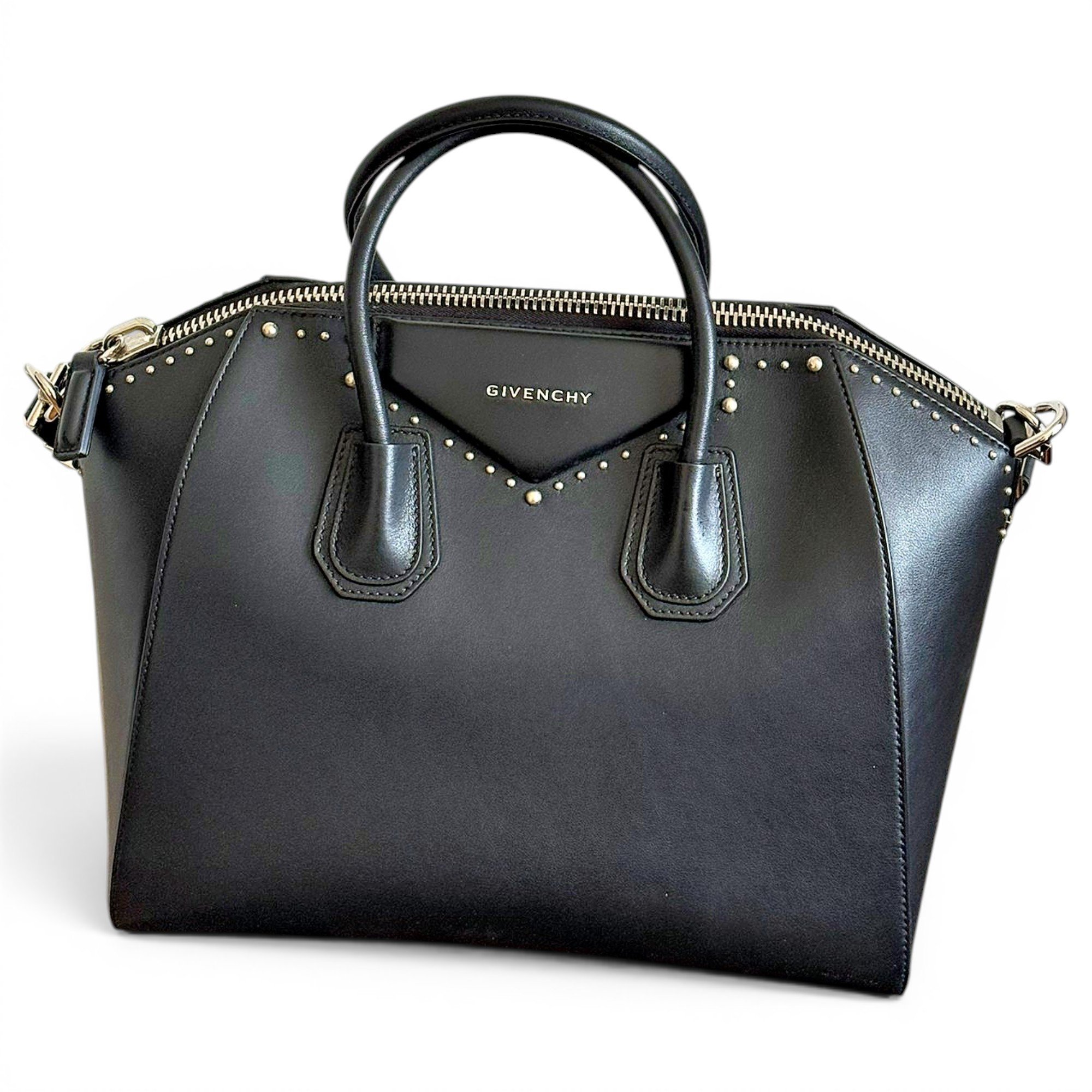 Antigona leather handbag