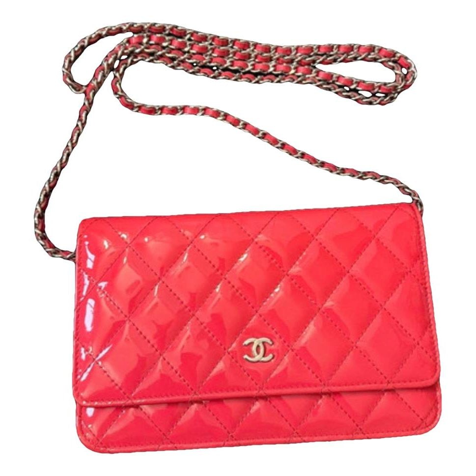Wallet On Chain Timeless/Classique leather crossbody bag