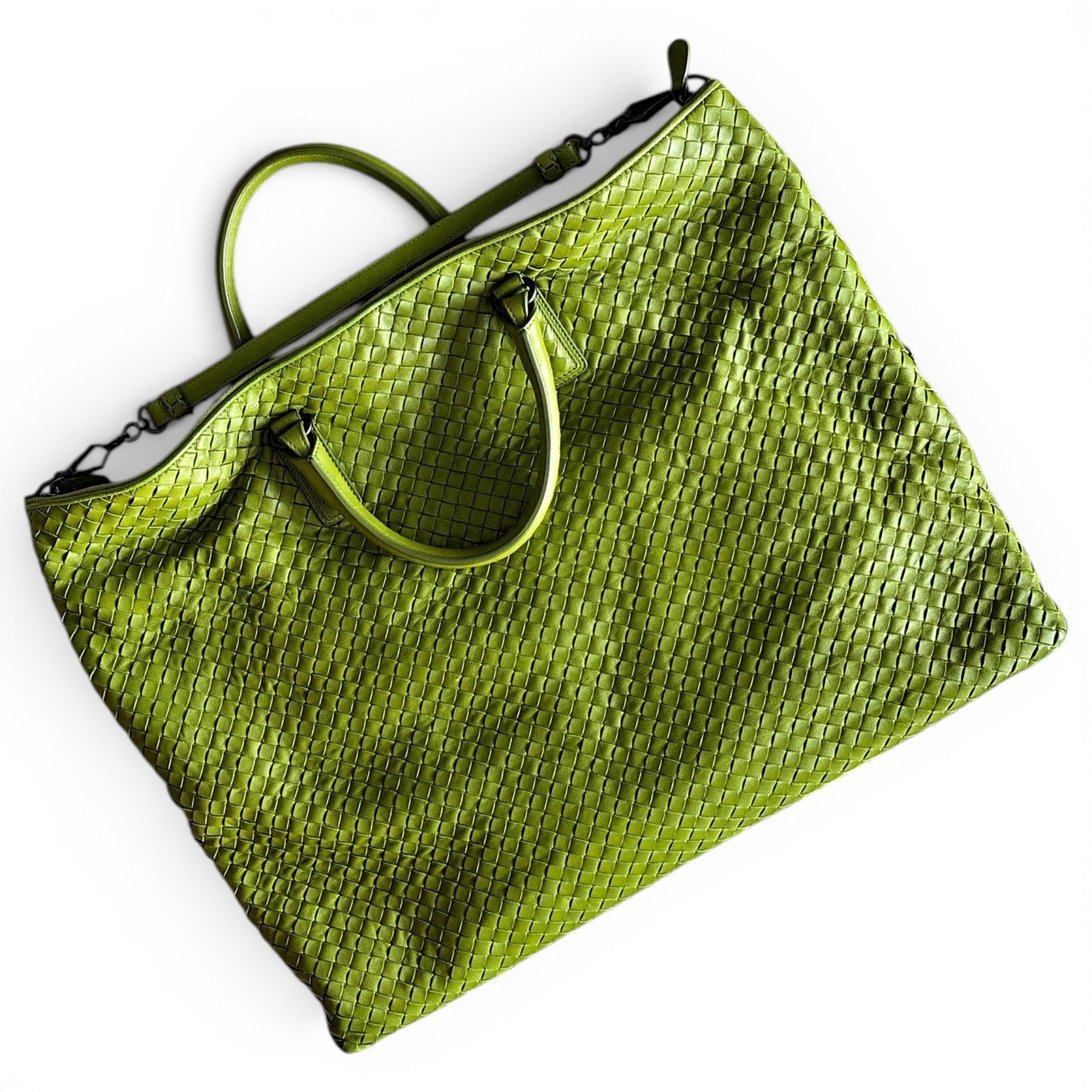 Leather handbag