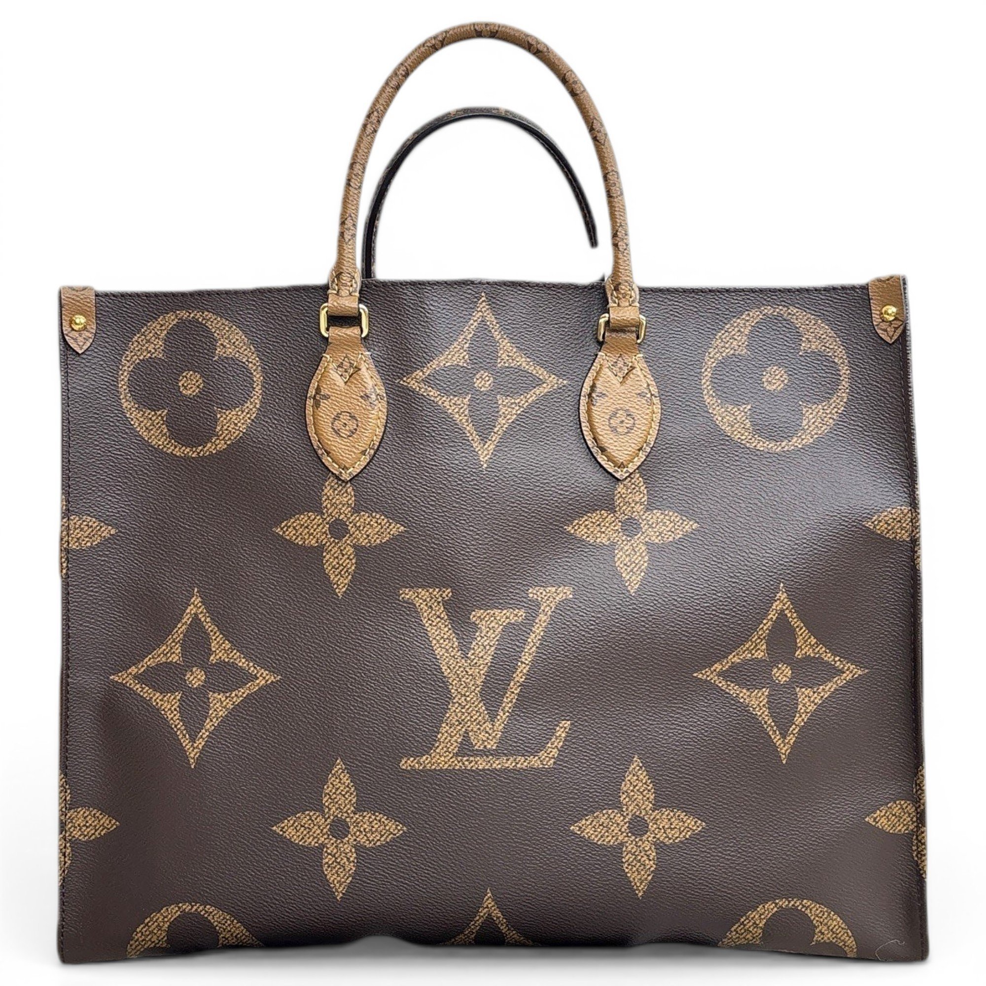 Onthego leather handbag
