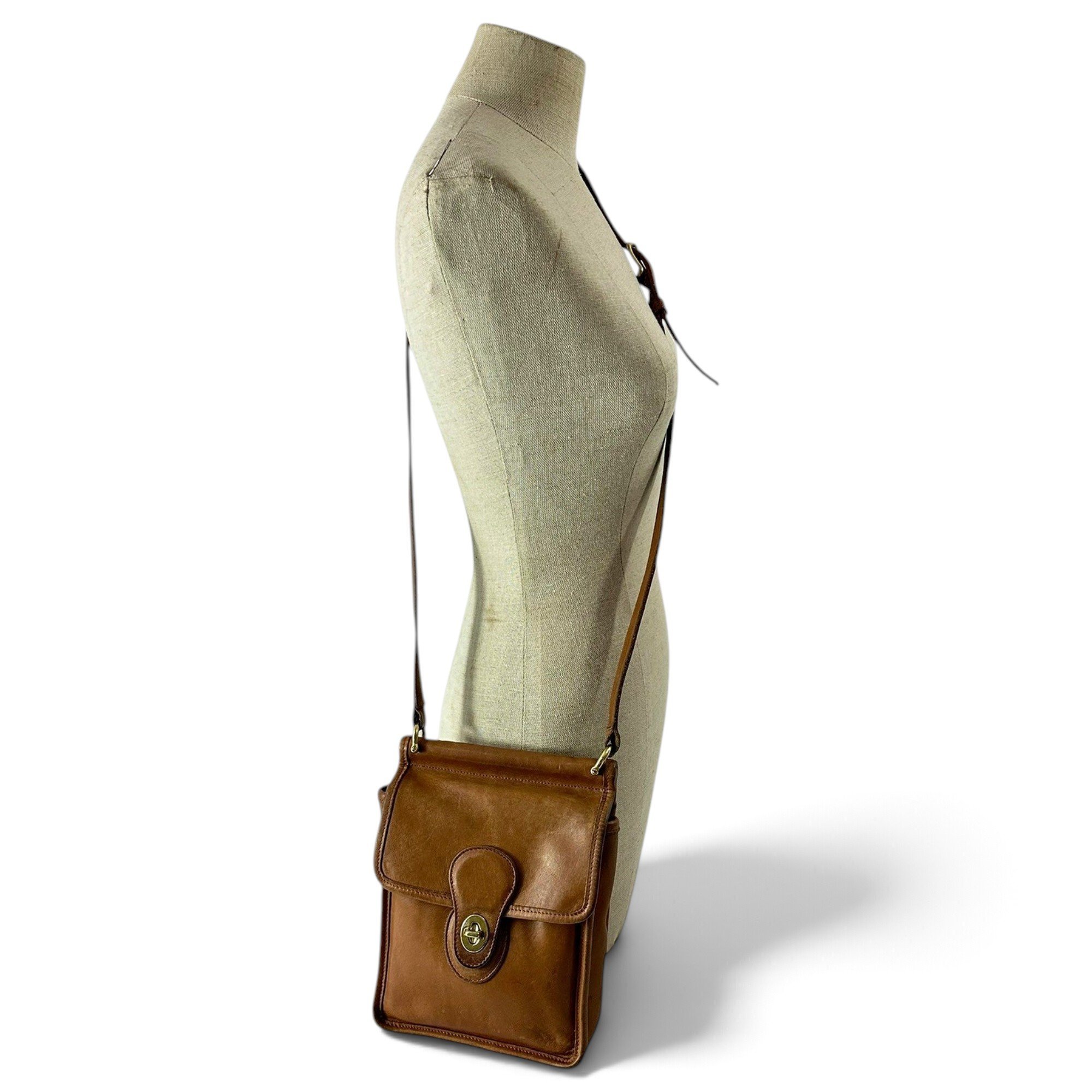 Leather crossbody bag