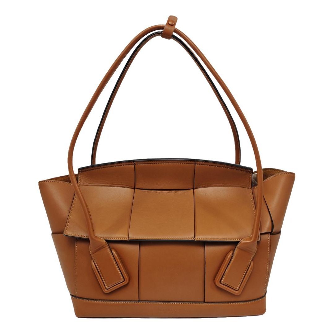 Arco leather handbag