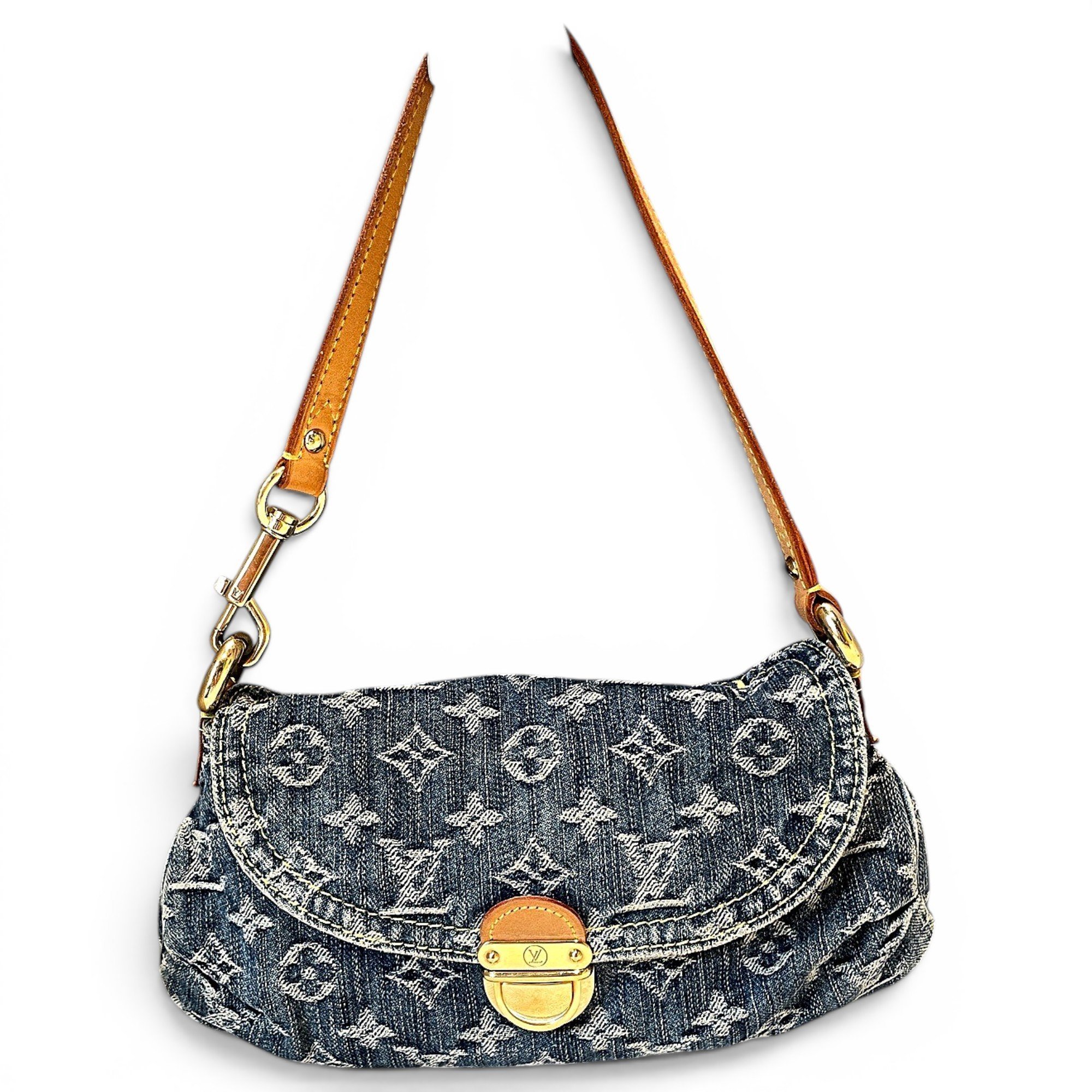 Pleaty cloth handbag