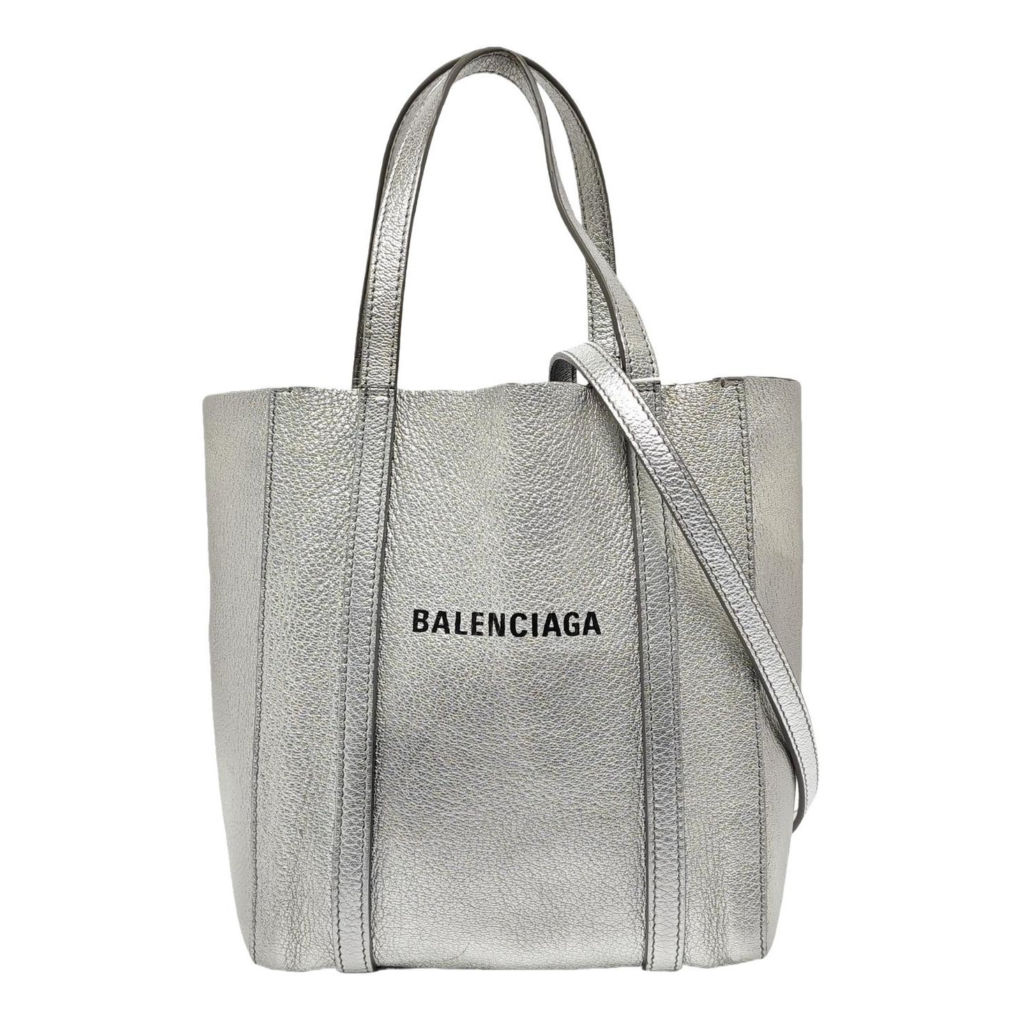 Everyday leather handbag