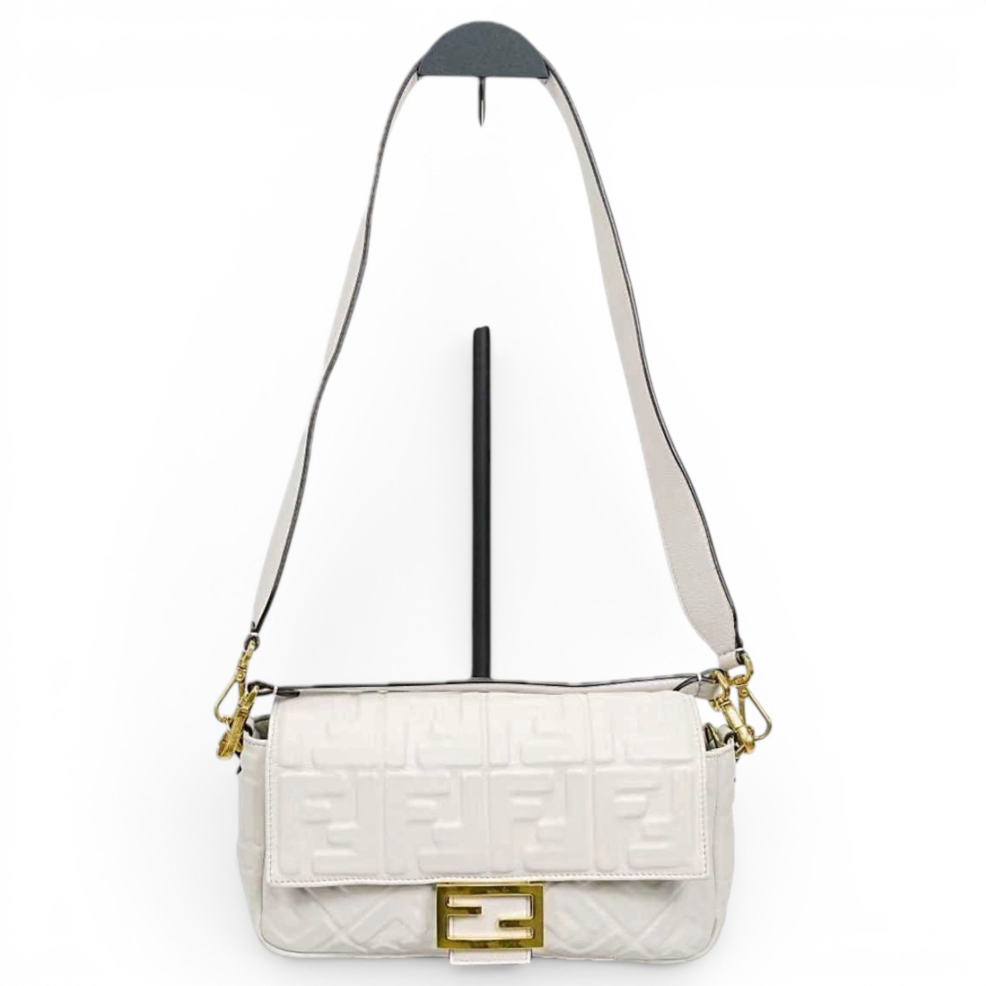 Baguette leather handbag