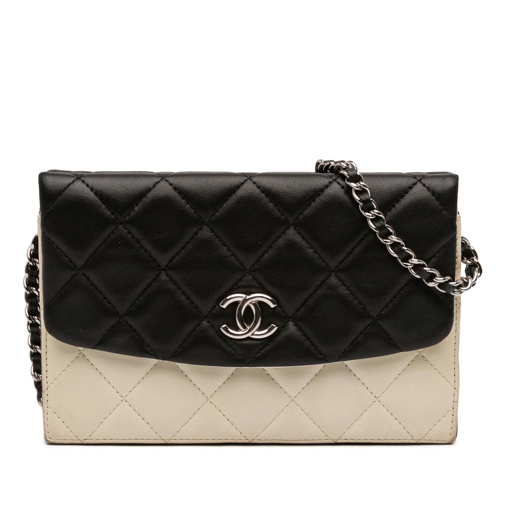 Wallet On Chain leather crossbody bag