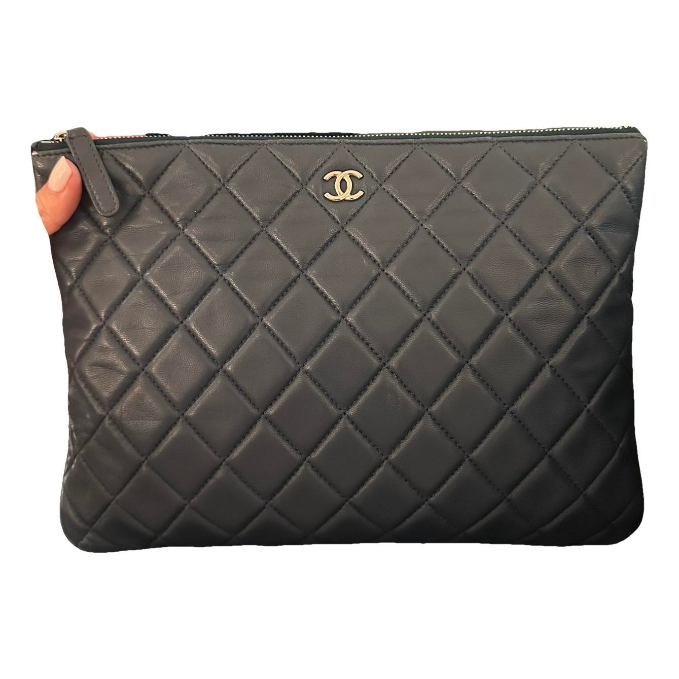Timeless/Classique leather clutch bag