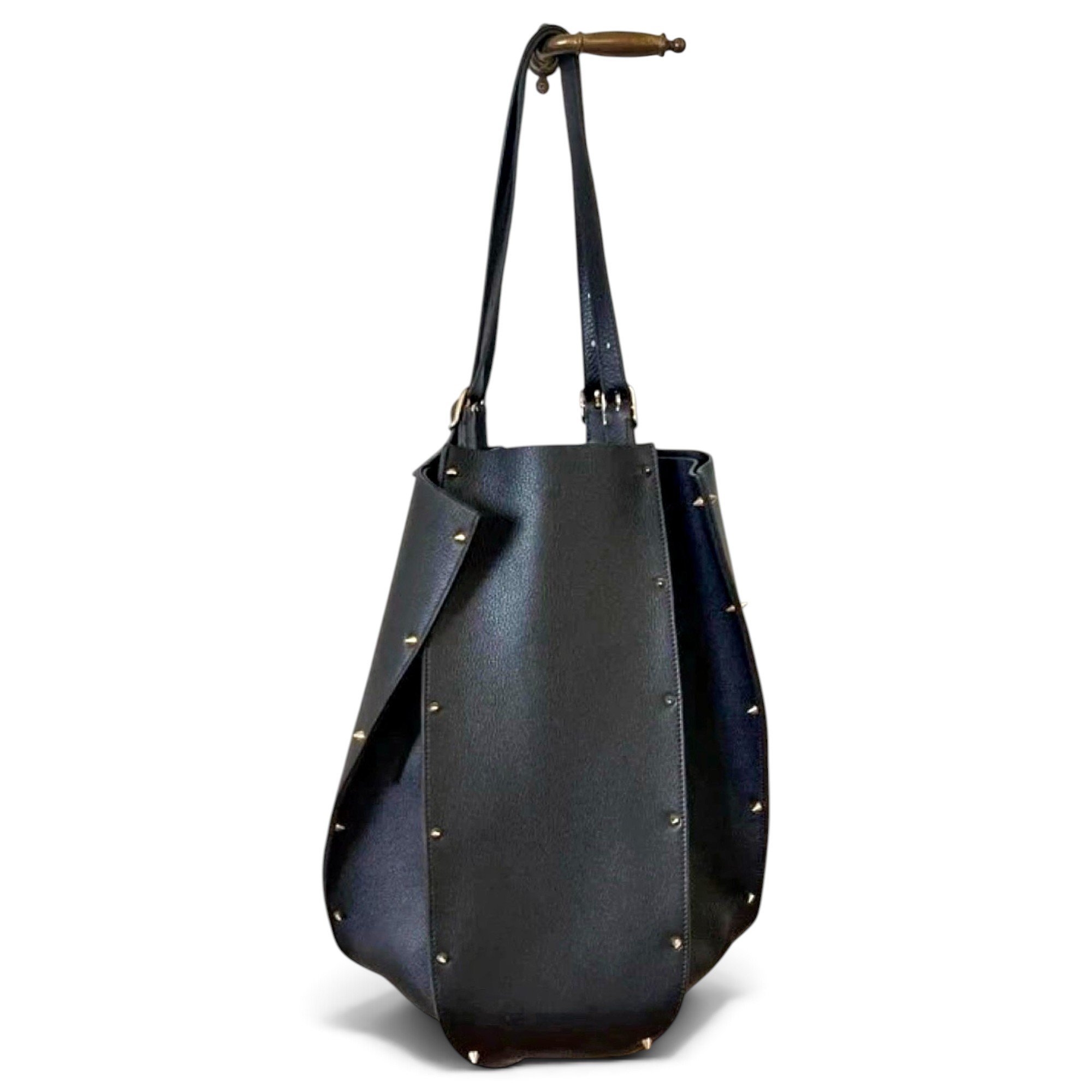 Leather tote