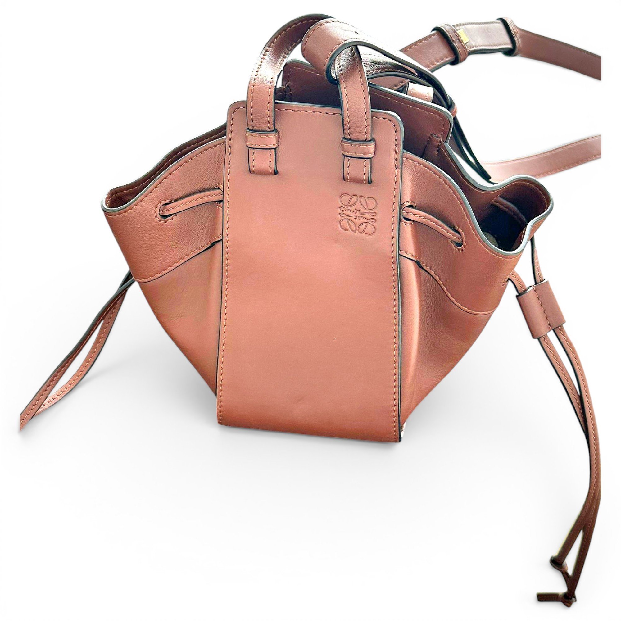 Hammock leather handbag