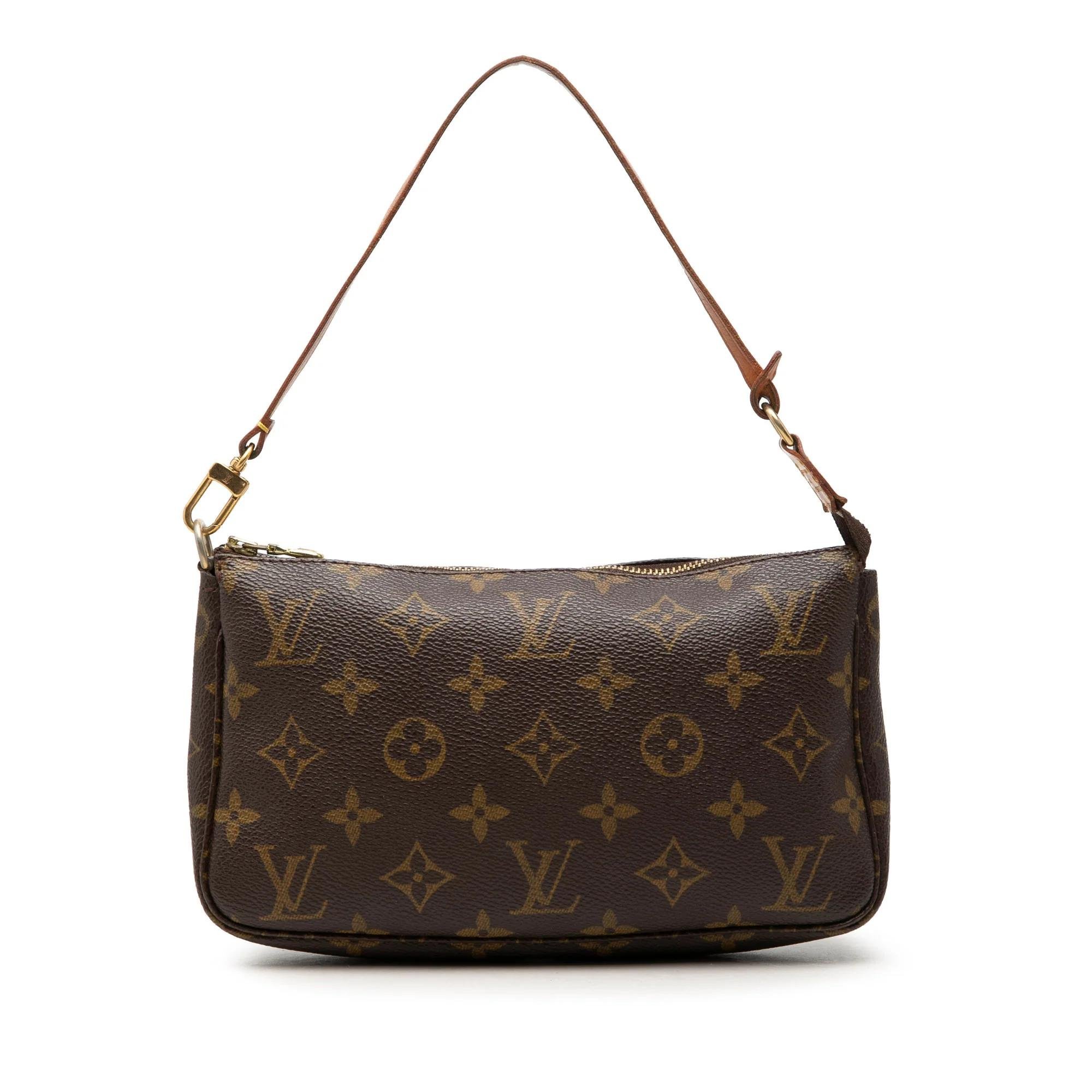 Pochette Accessoire leather handbag