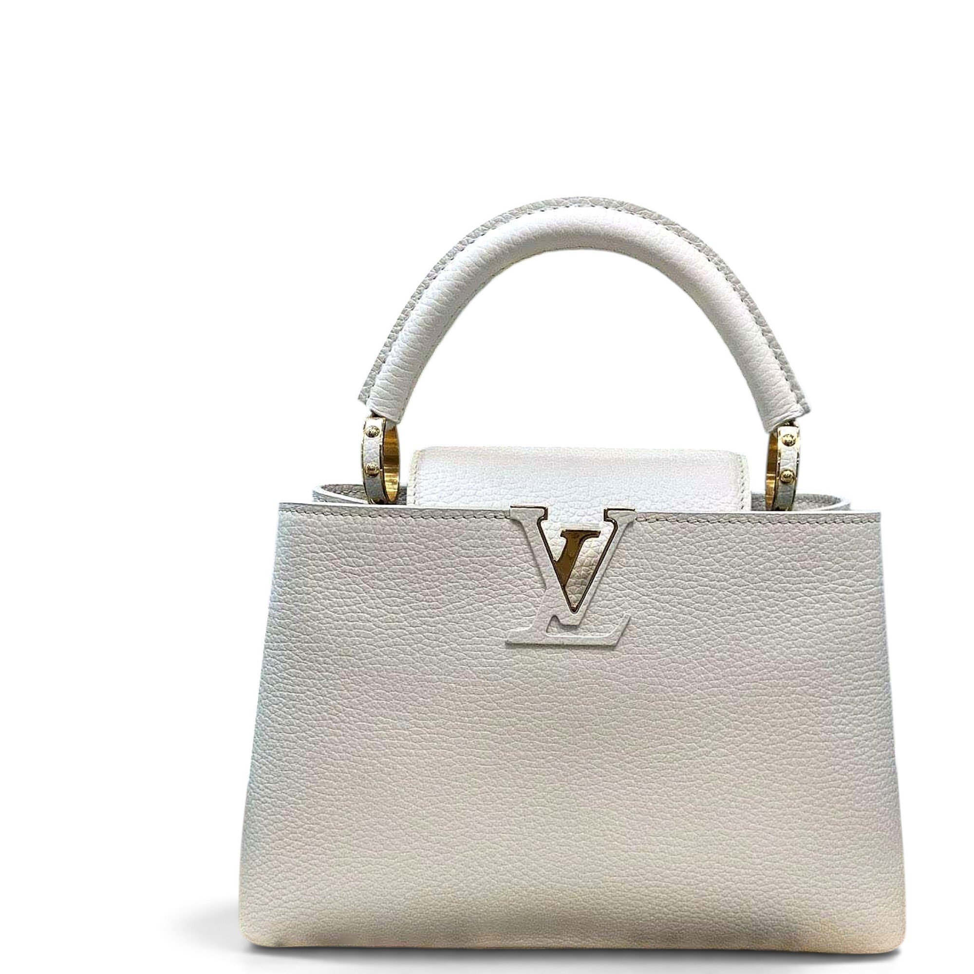 Capucines leather handbag