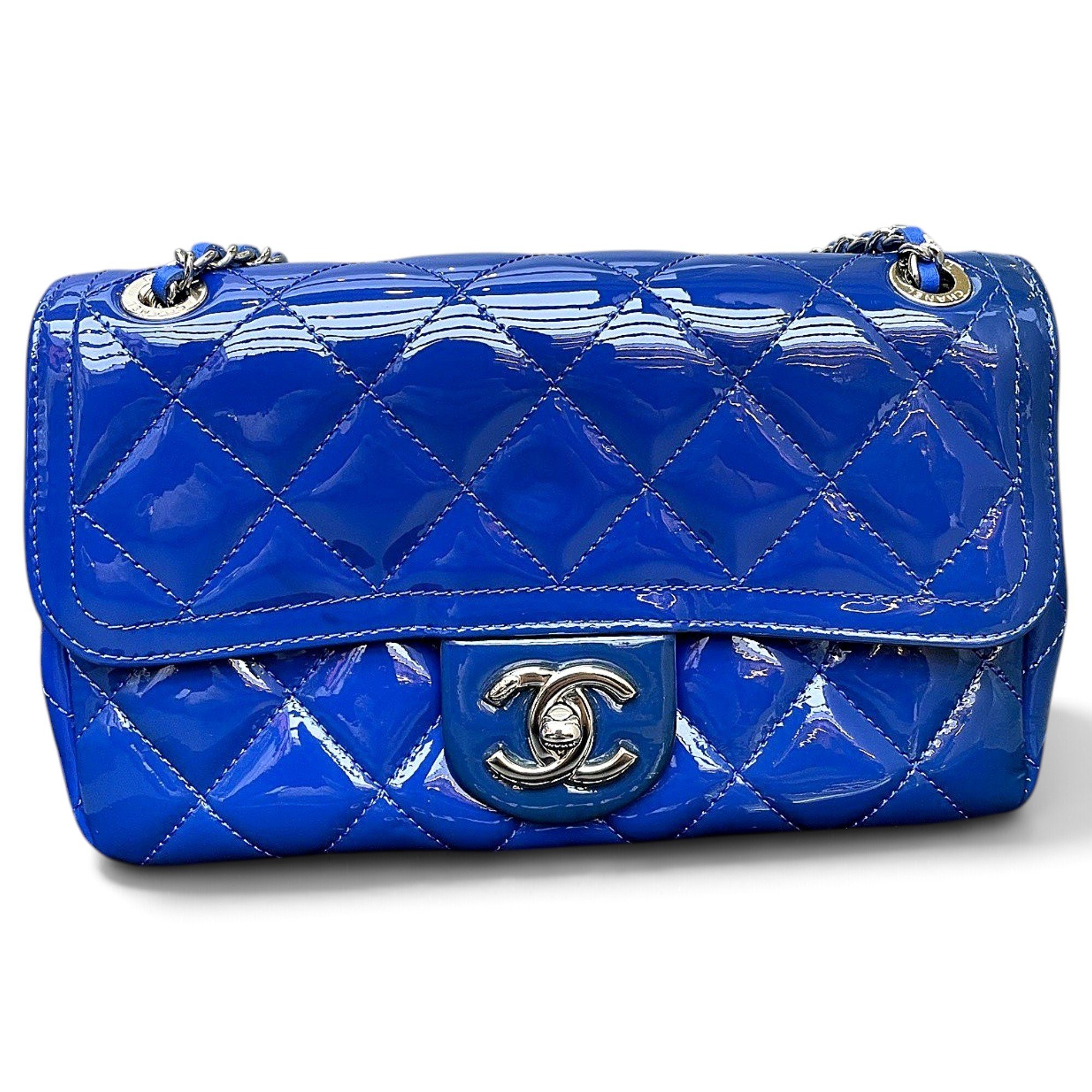 Timeless/Classique patent leather crossbody bag