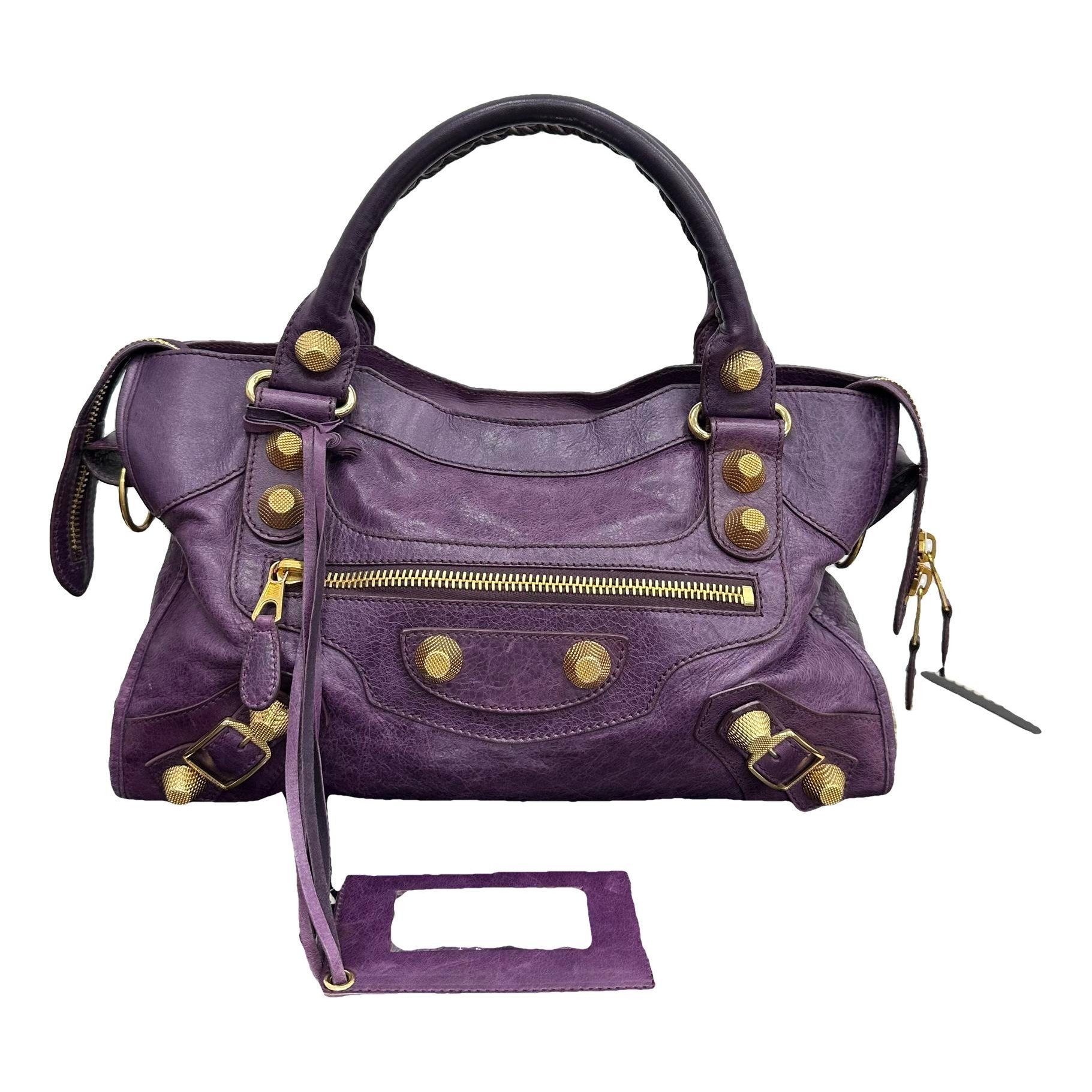 City leather handbag