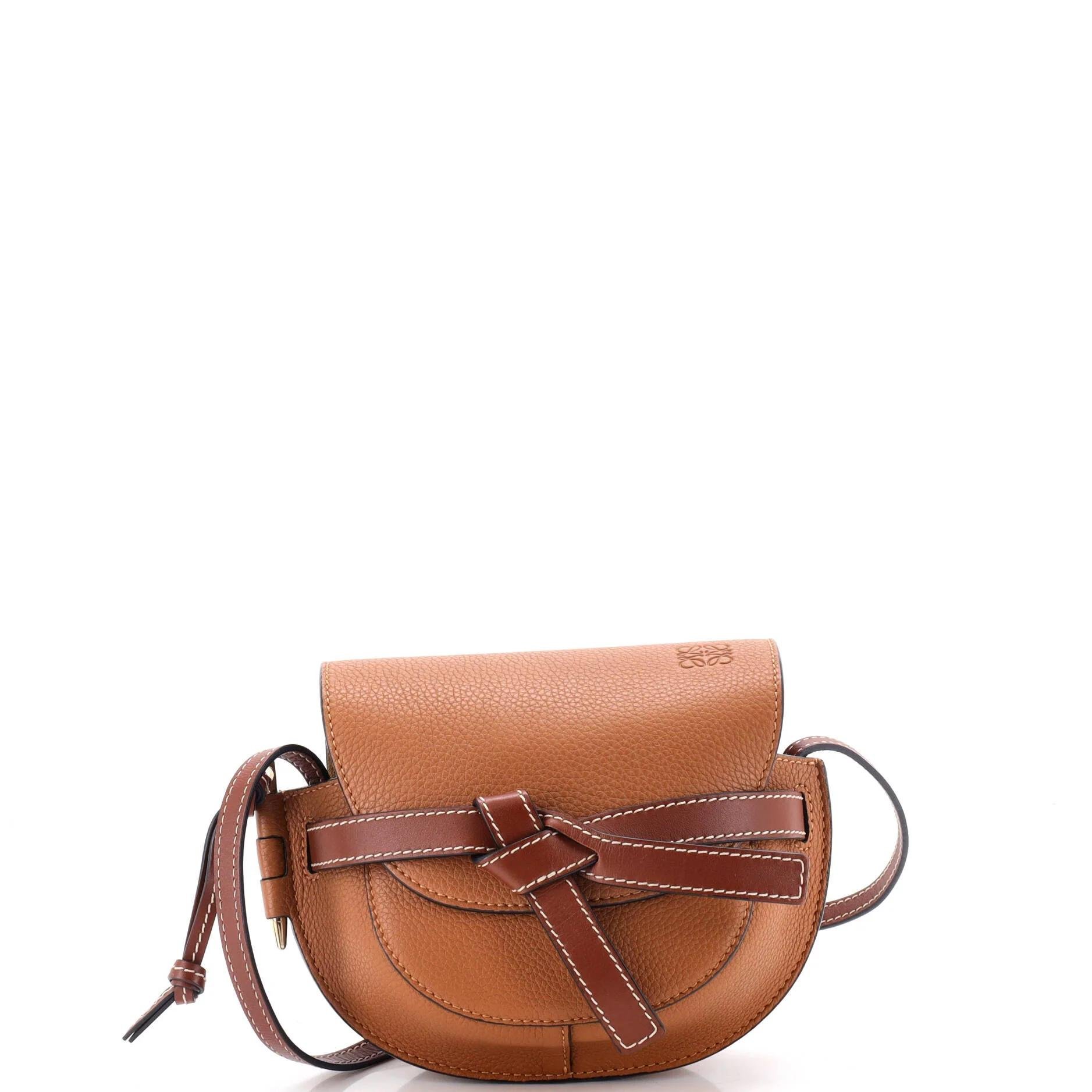 Leather crossbody bag