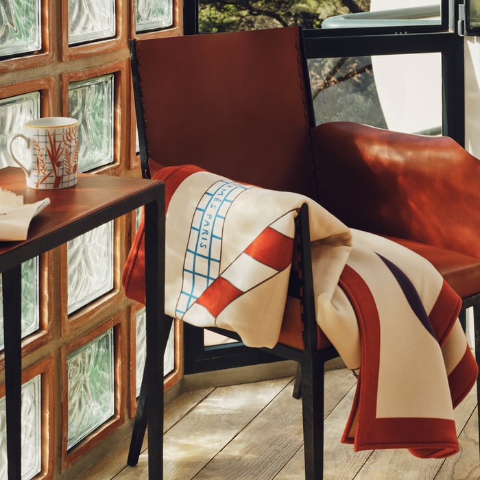 Outremer Round and Round Blanket