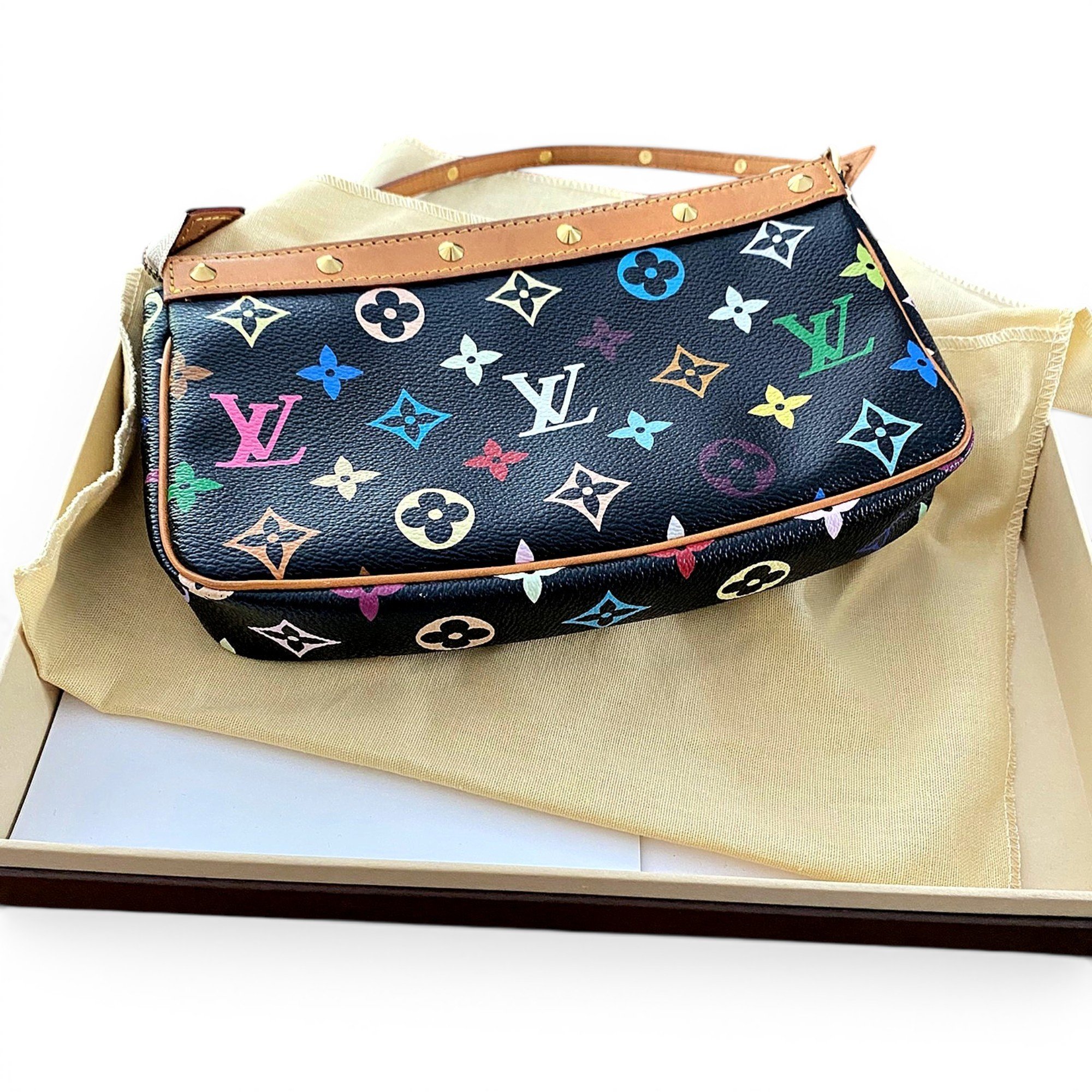 Pochette Accessoire leather handbag