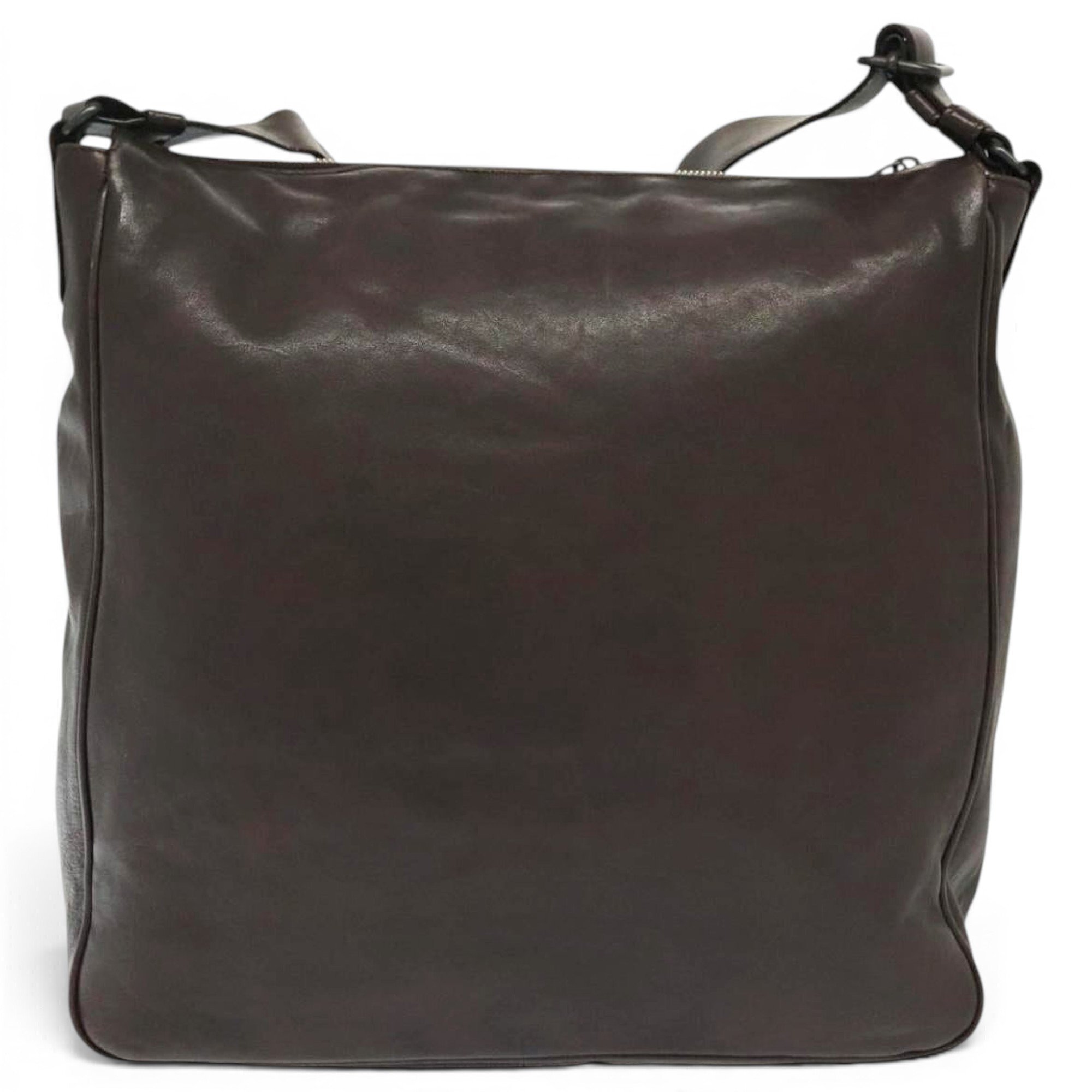 Veneta leather handbag