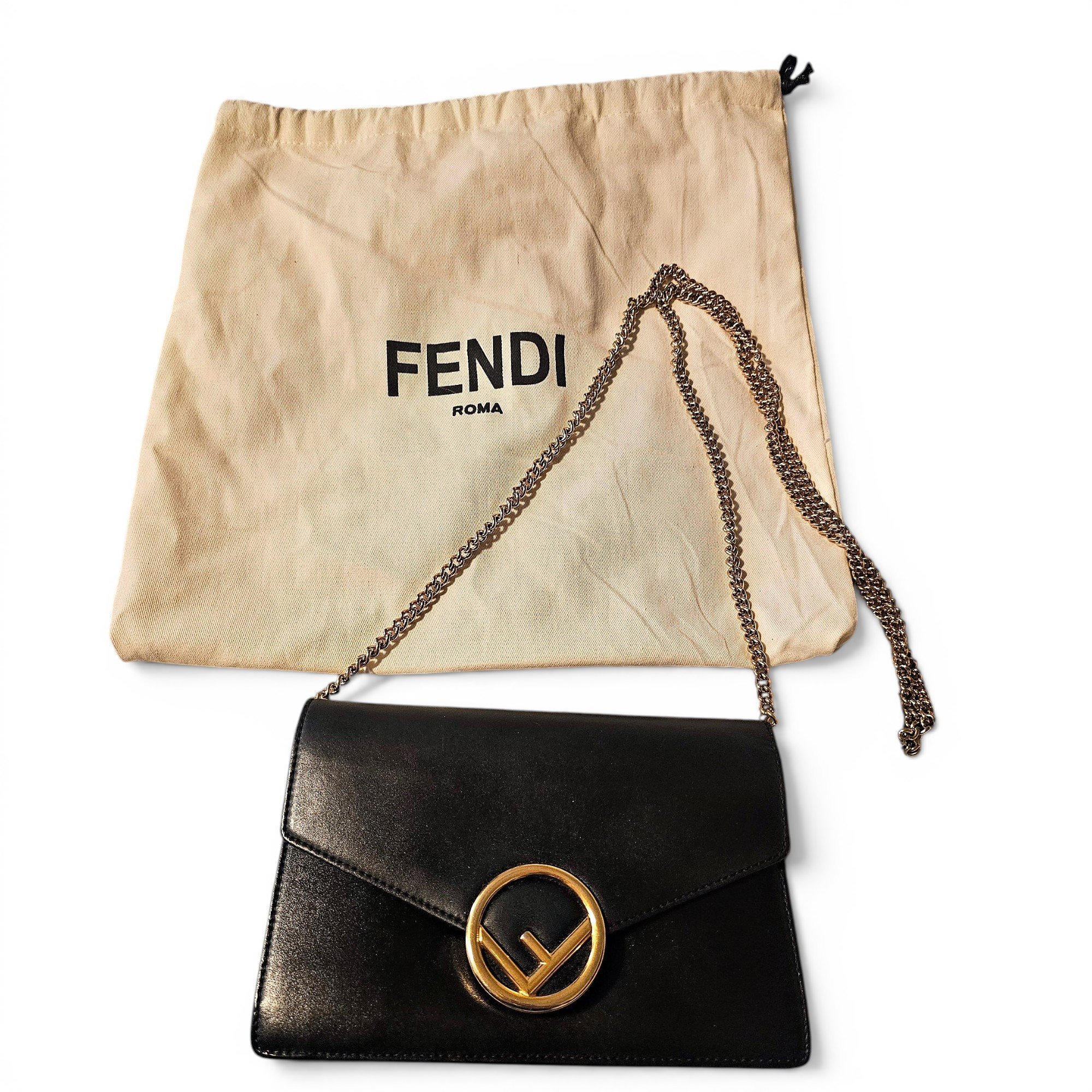 Wallet On Chain leather mini bag