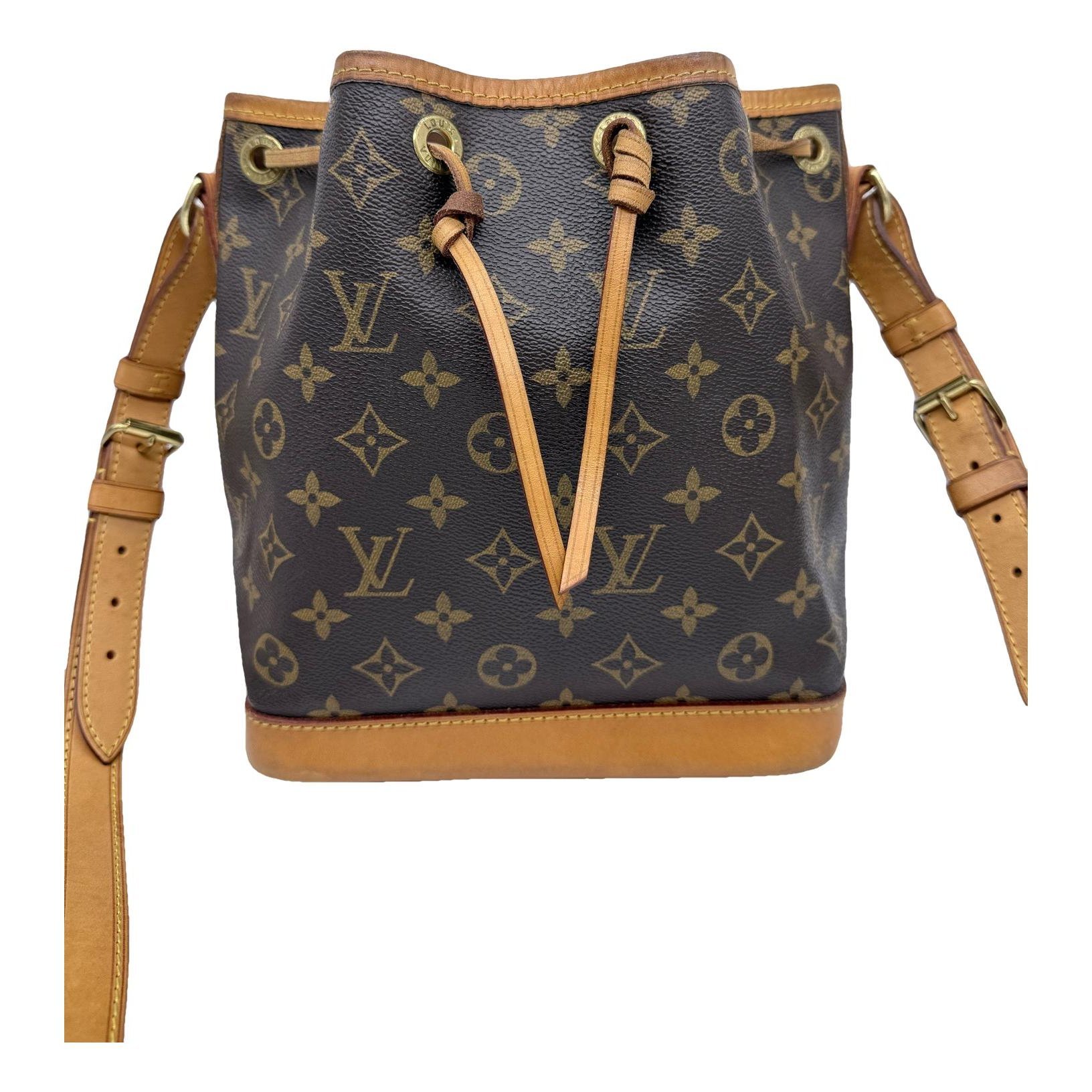 Noé leather handbag