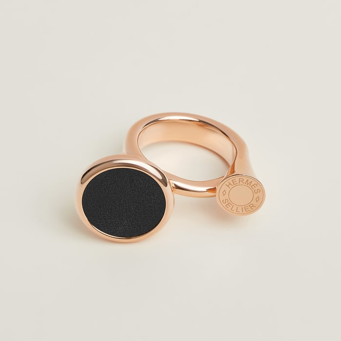 Noir Cor Ring