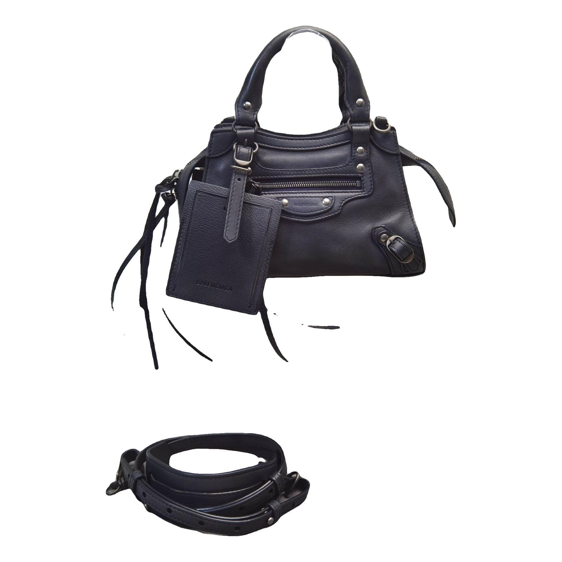 Leather handbag