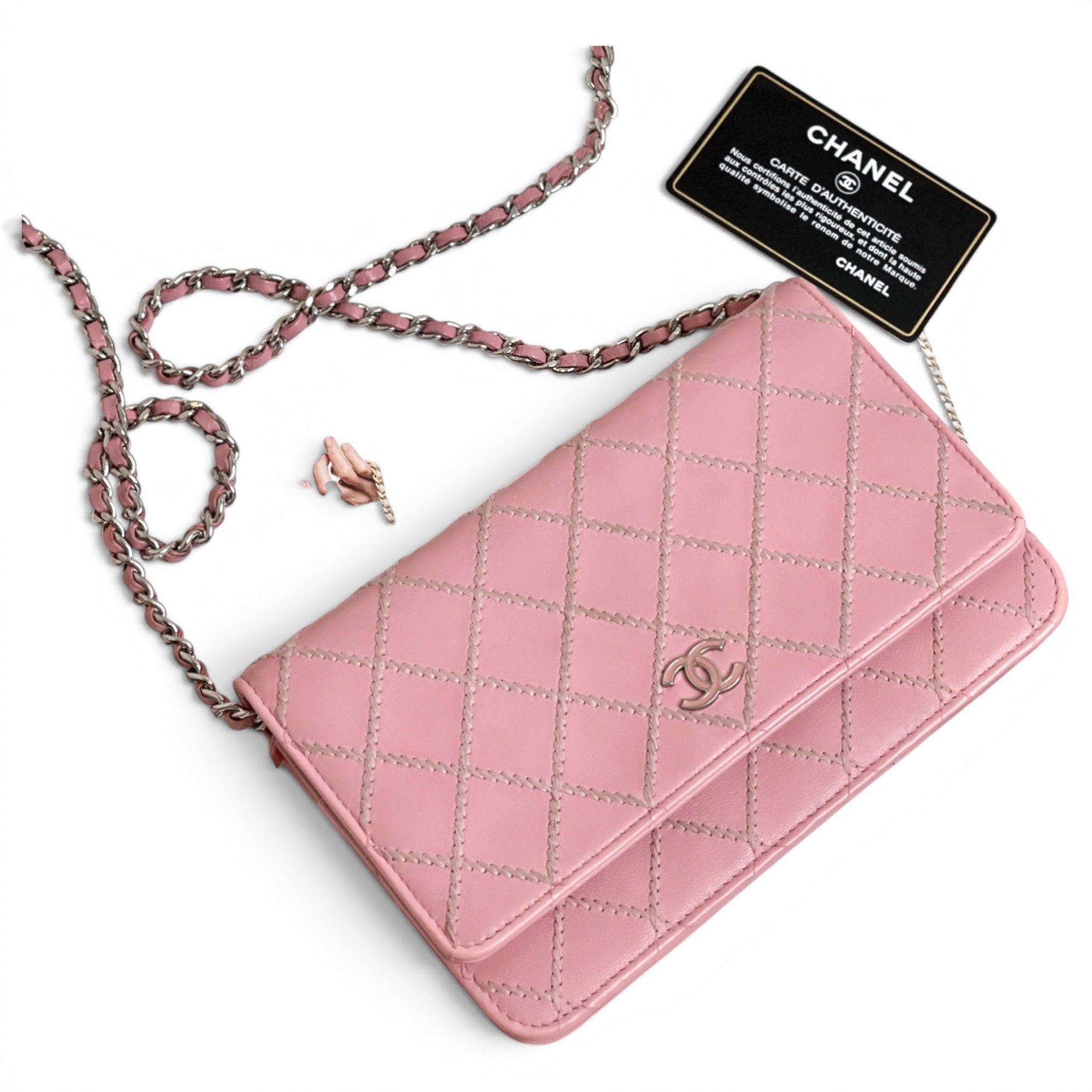 Wallet On Chain Timeless/Classique leather crossbody bag