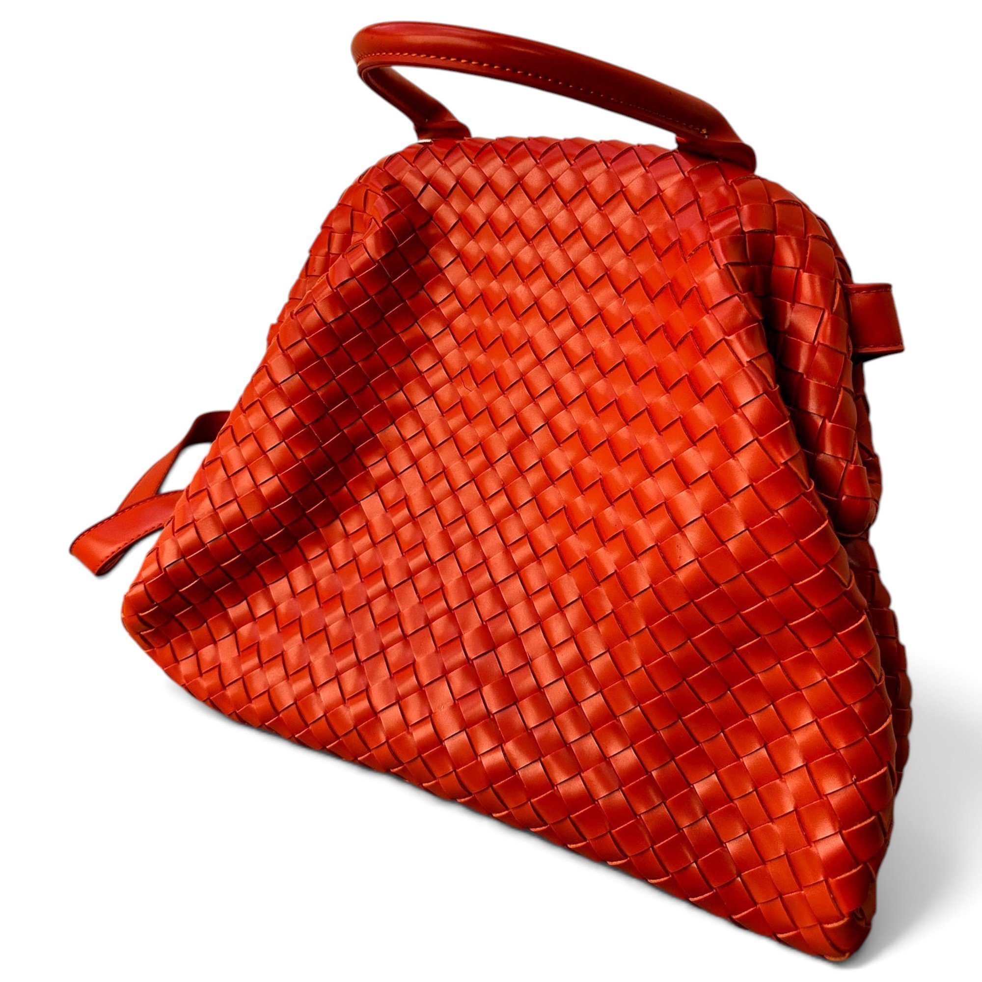Point leather handbag