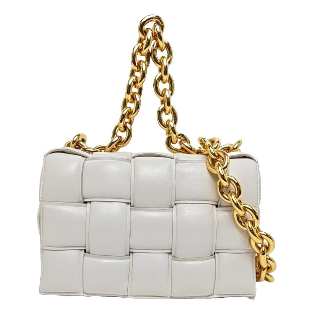 Chain Cassette leather handbag