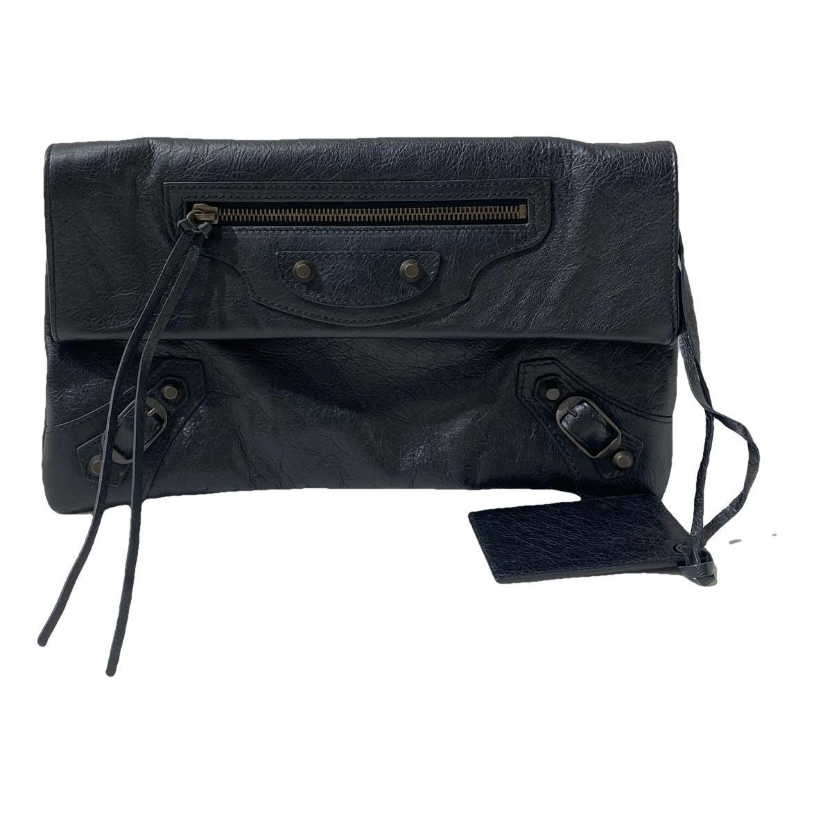 Envelop leather clutch bag