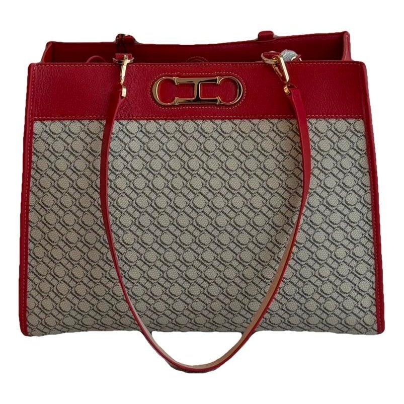Leather handbag