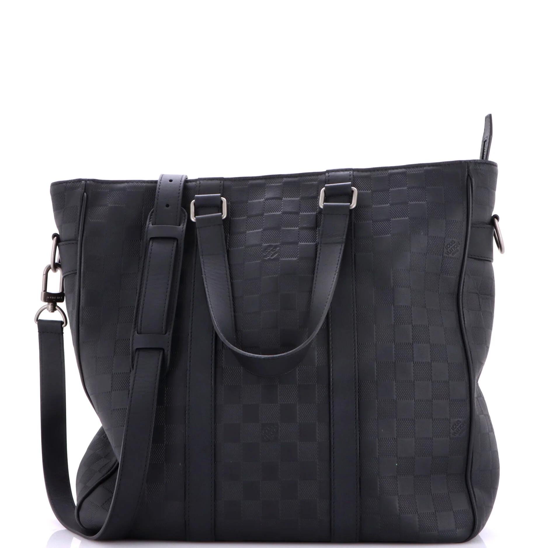 Leather tote