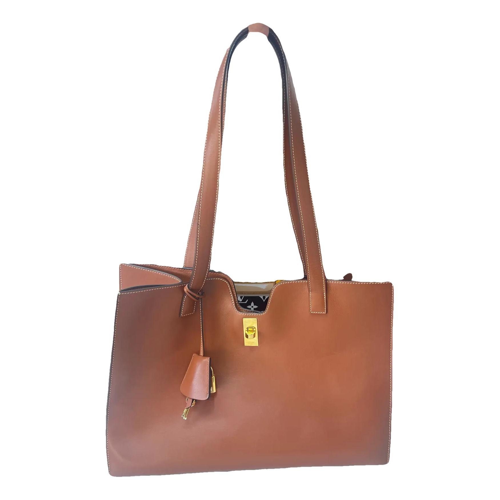 Leather handbag