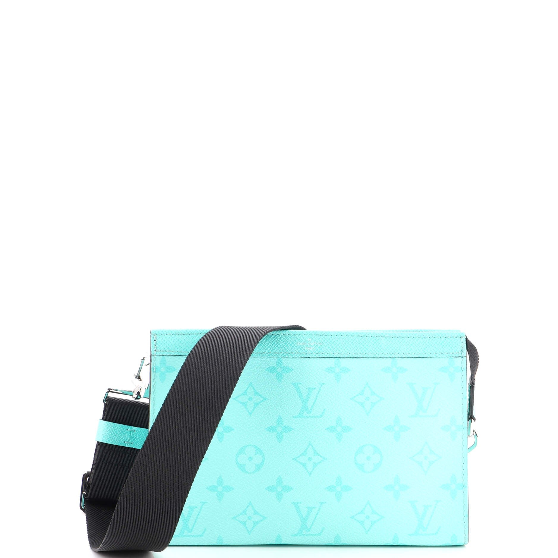 Gaston Wearable Wallet Monogram Taigarama