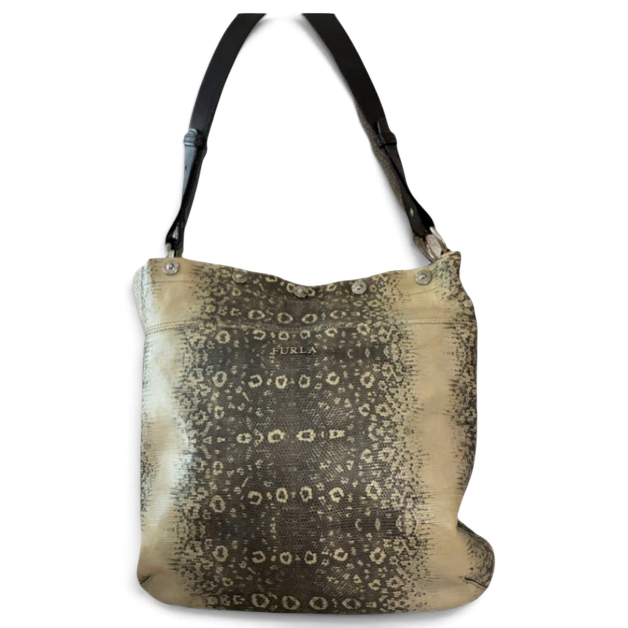 Leather bag