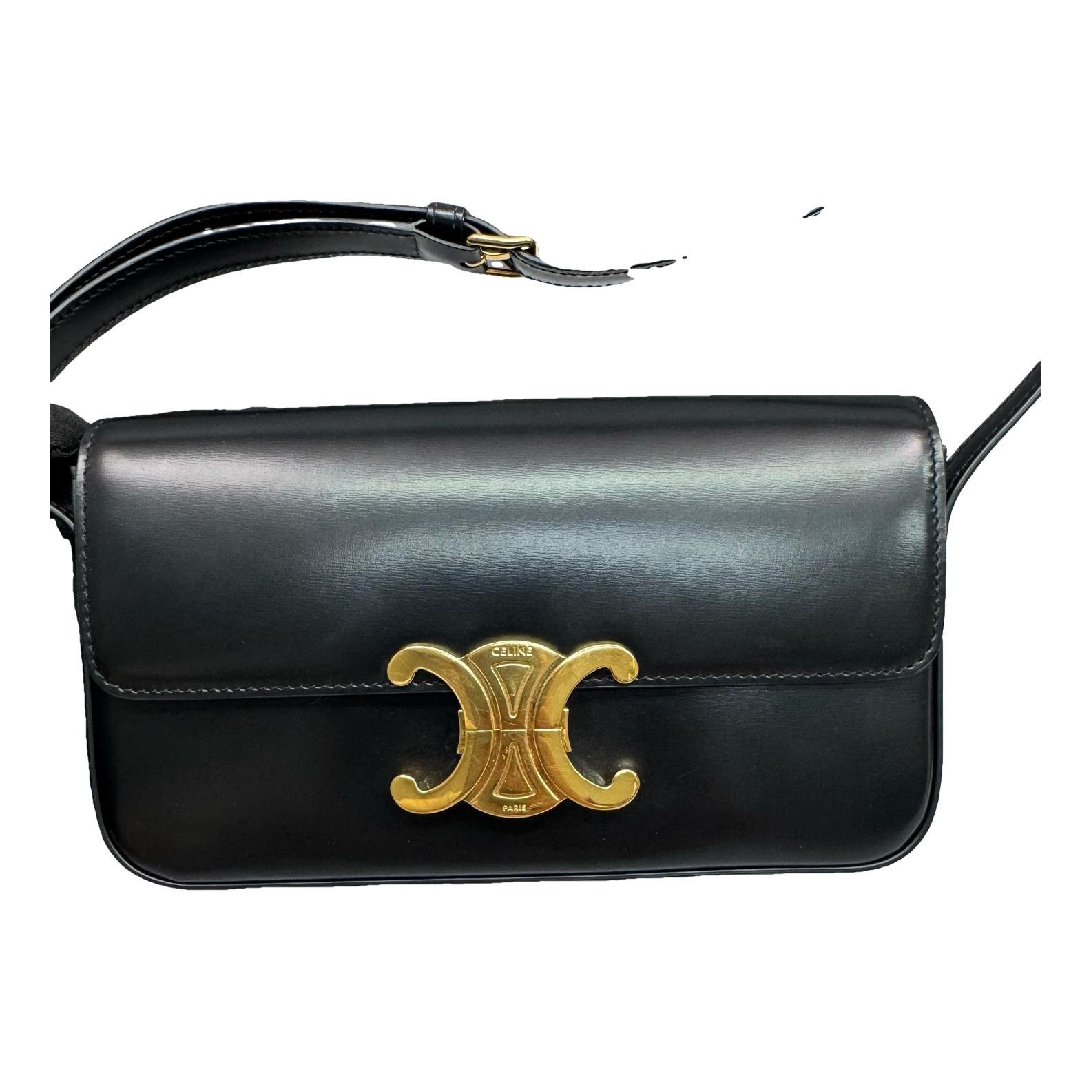 Triomphe chain leather handbag