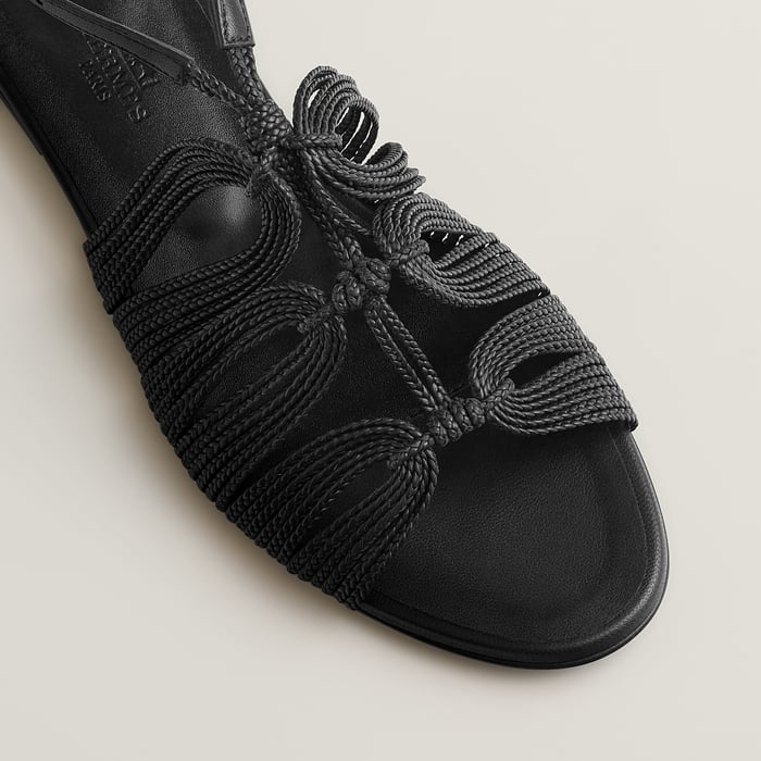 Noir Karmen Sandal