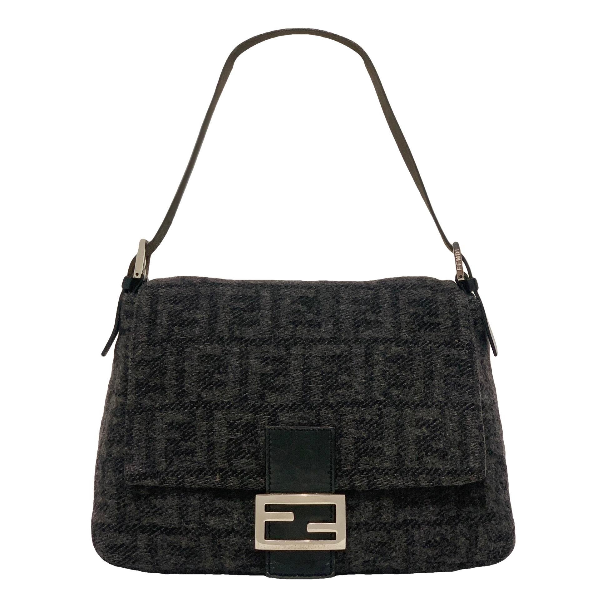 Mamma Baguette wool handbag