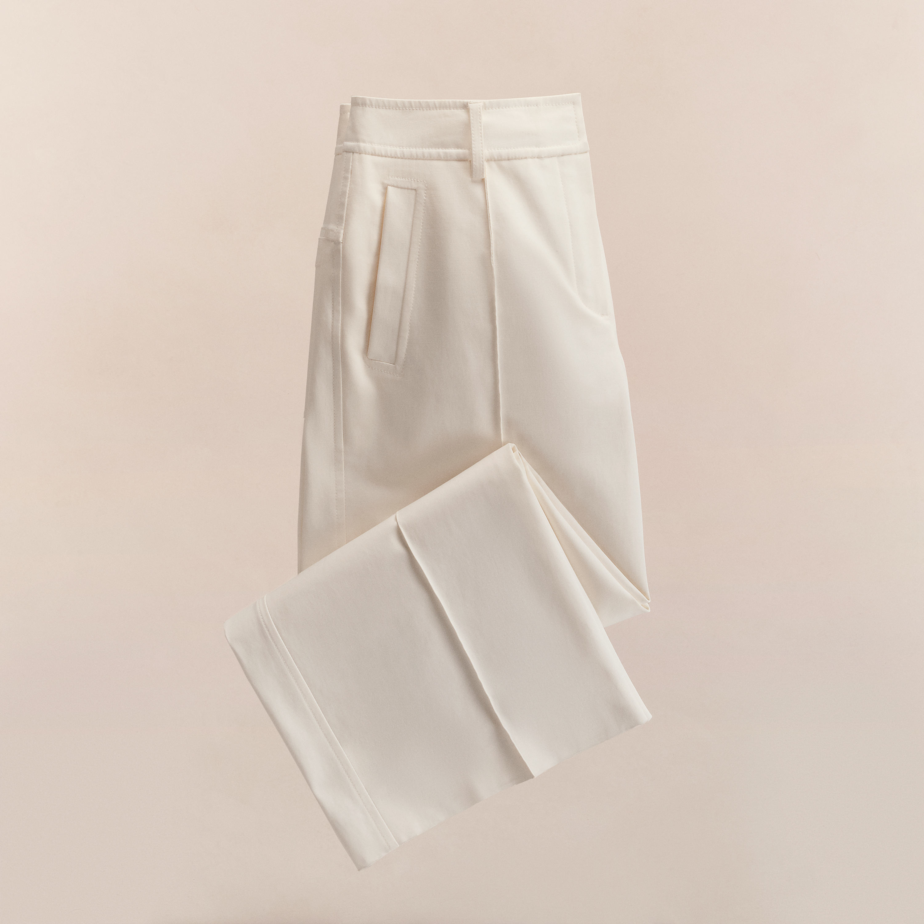 Cropped pants