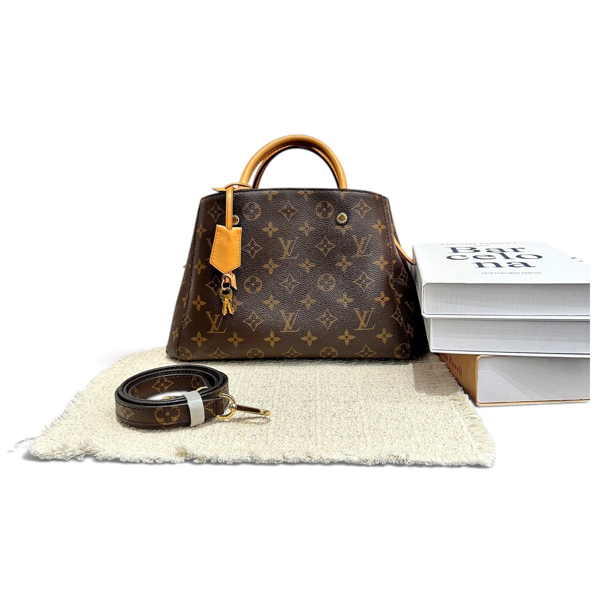Montaigne leather handbag