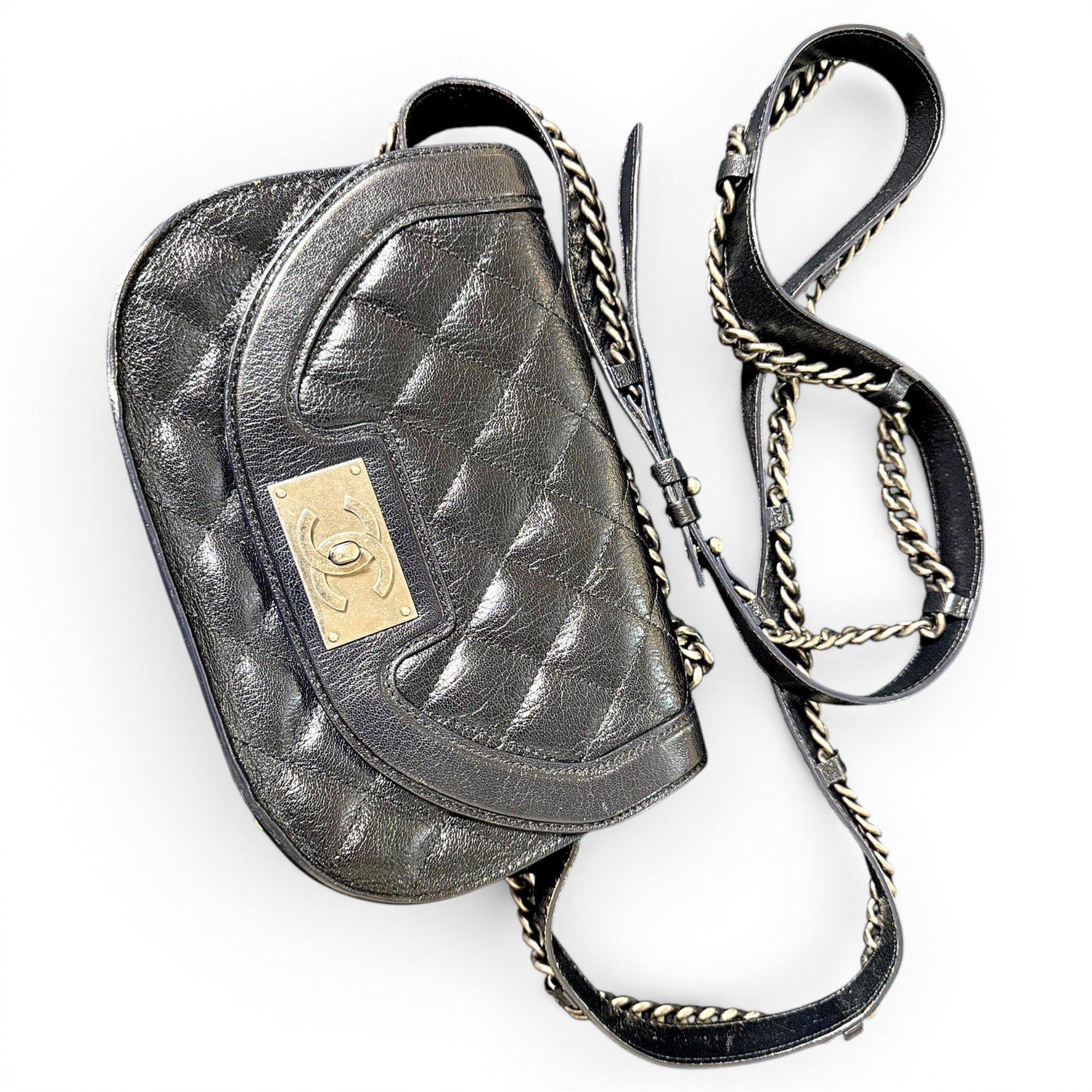 Chain Infinity leather handbag