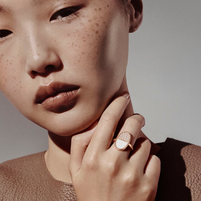 Sans Coloris Chaine d'Ancre Verso Ring, Medium Model