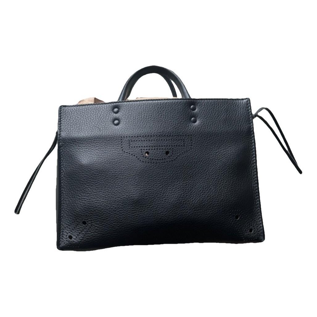 Papier leather tote