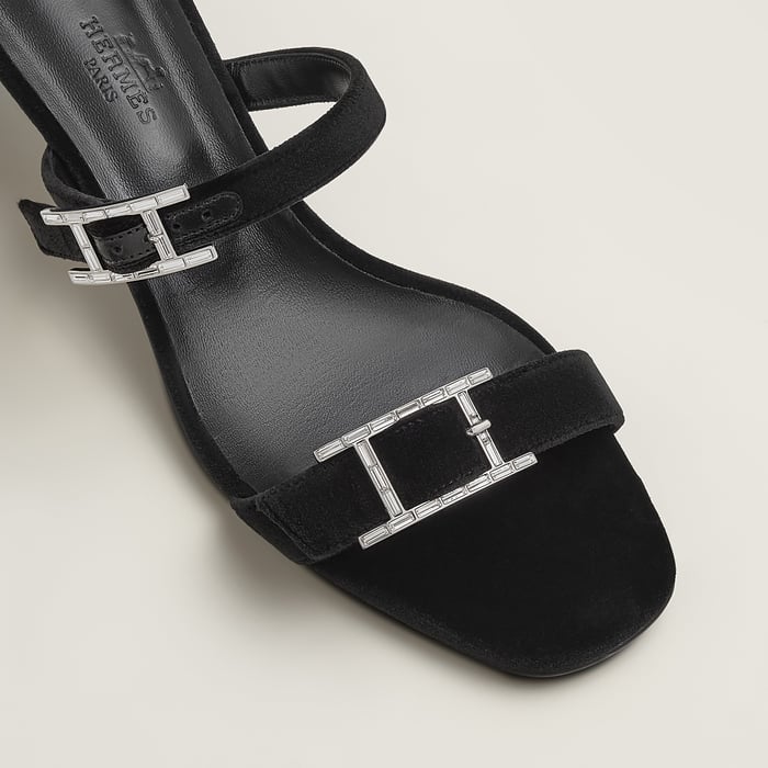 Noir Liv 40 Sandal