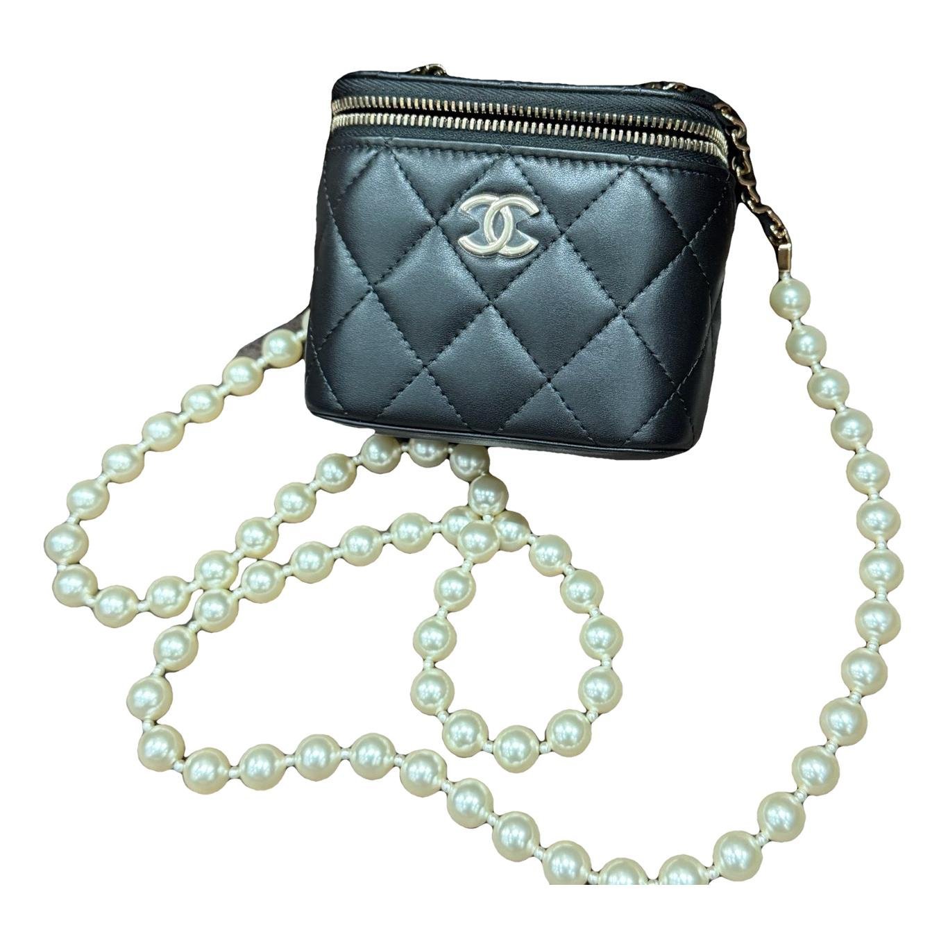 Trendy CC Vanity leather handbag